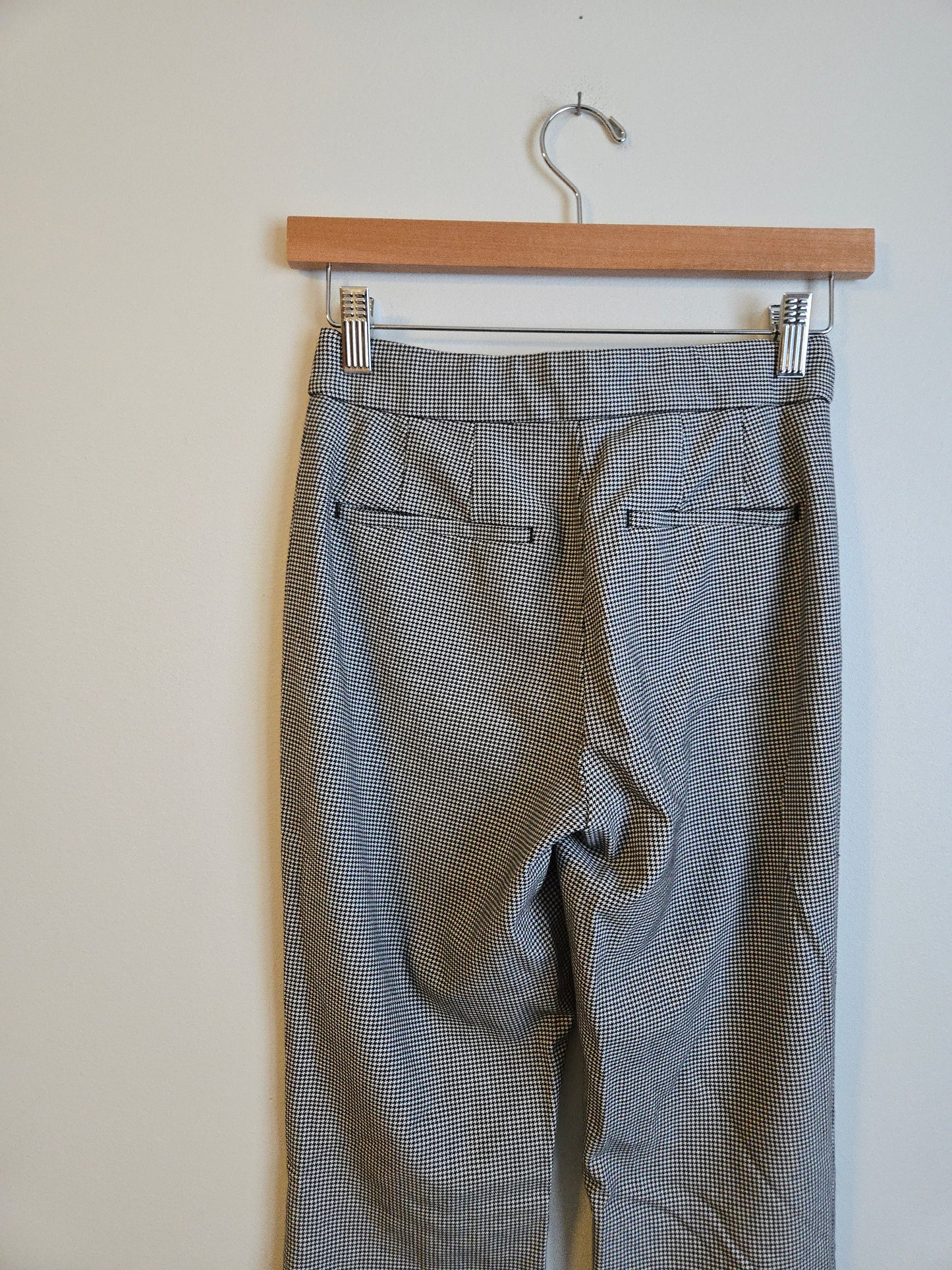 Aritzia Babaton - Houndstooth Dress Pant - Size 0