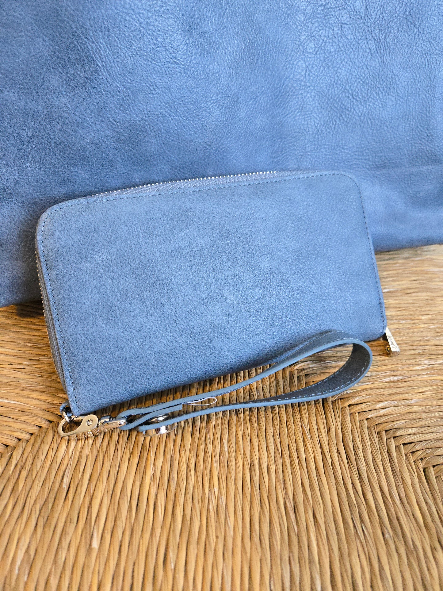 Brand-New Thirty-One Tote & Wallet Set