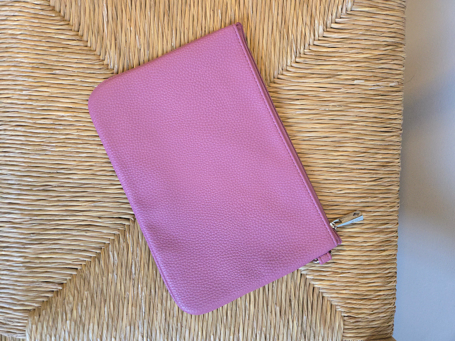 Thirty-One Make-Up Bag