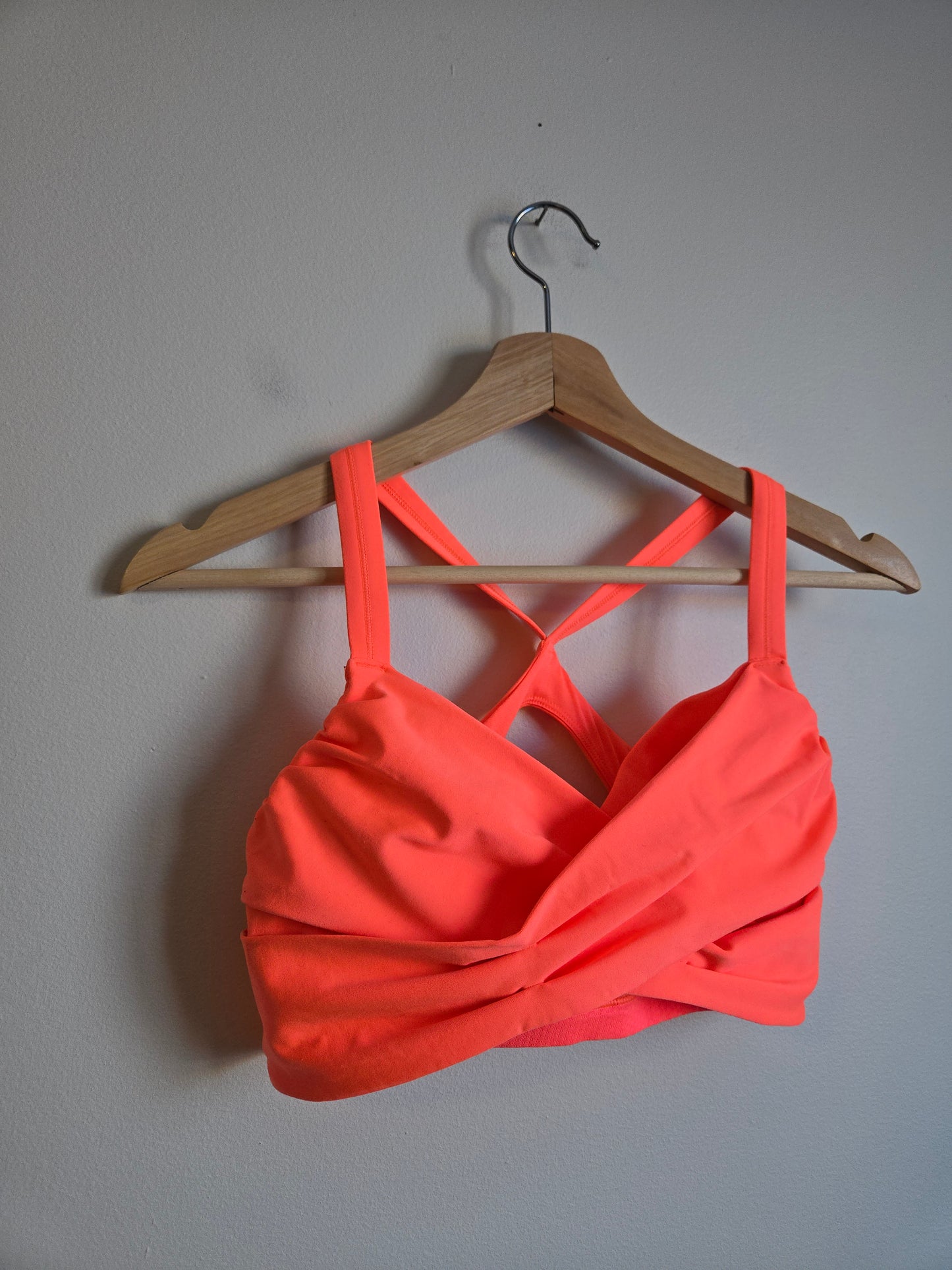 Lululemon Wrap It Up Bra - Size 8