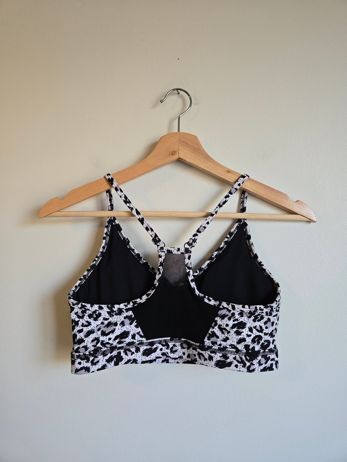 Zyia Active Sports Bra - Size Medium