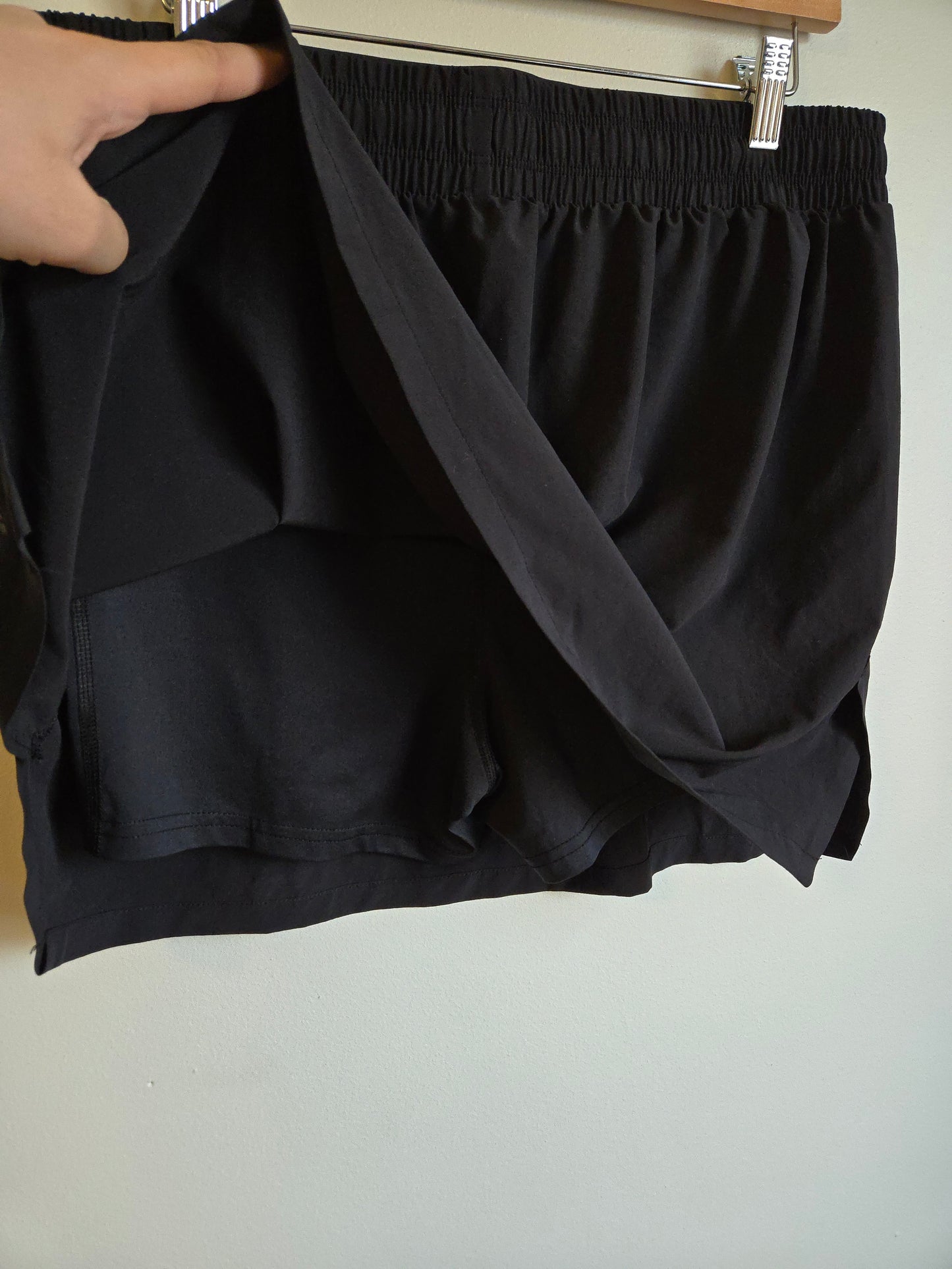 Gap All In Motion Tennis/Running Skort - Size Large