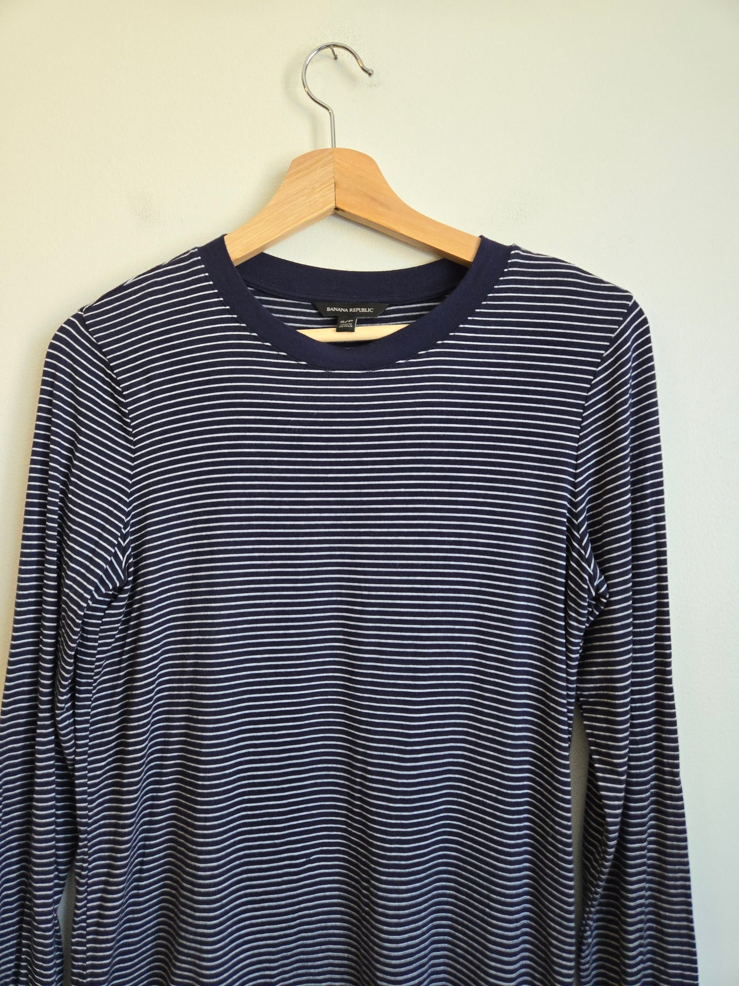 Banana Republic Super Soft Long Sleeve - Size Small