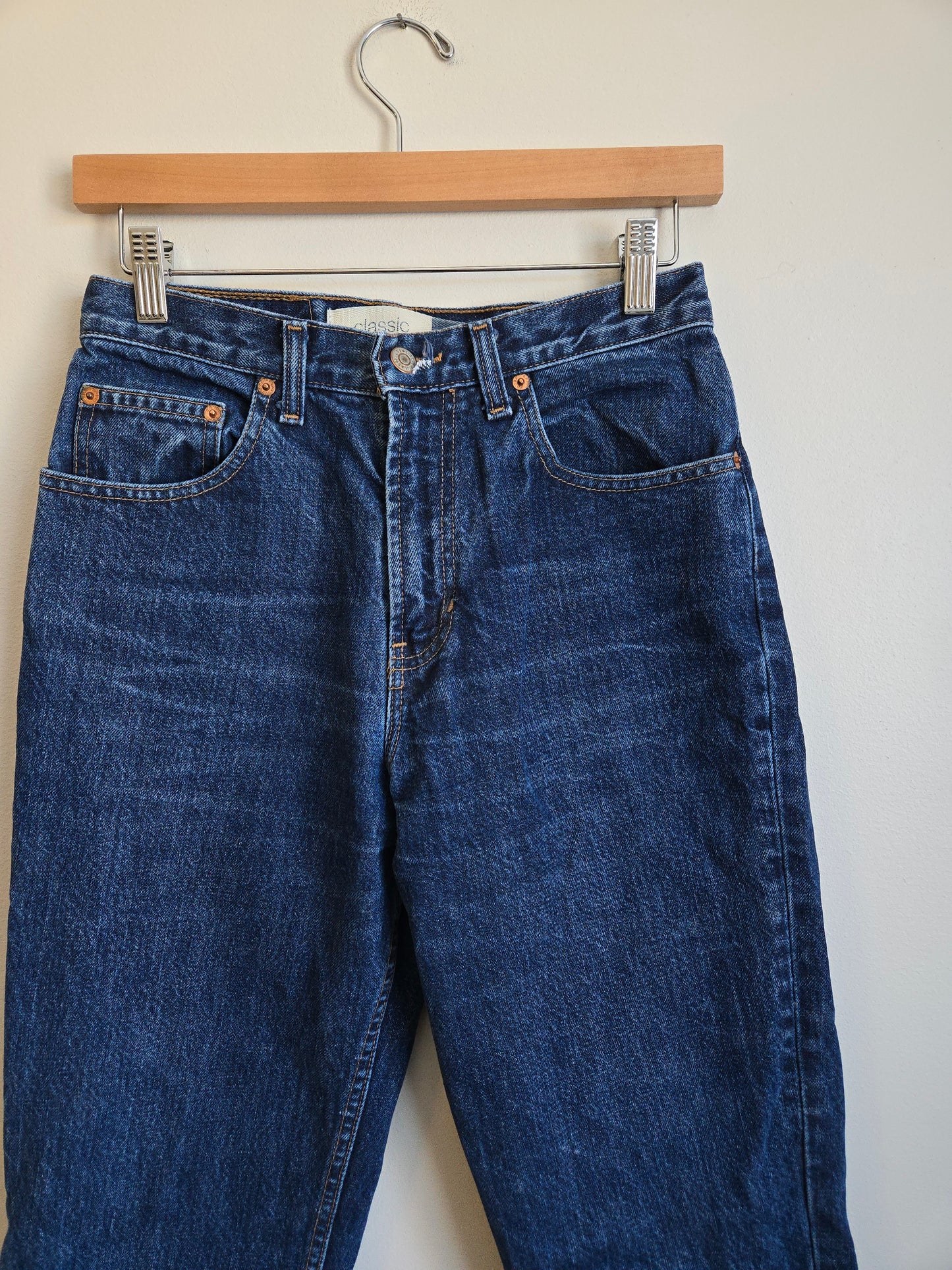 GAP Classic Ankle Blue Jean - Size 6