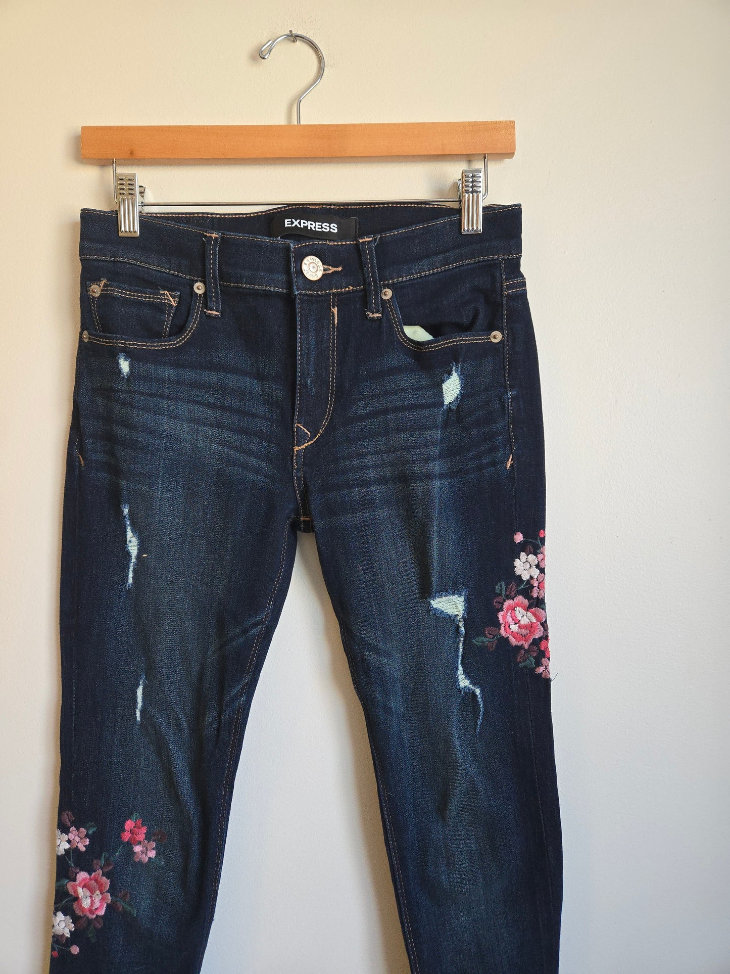 Express Embroidered Floral Mid-Rise Stretch - Size 2