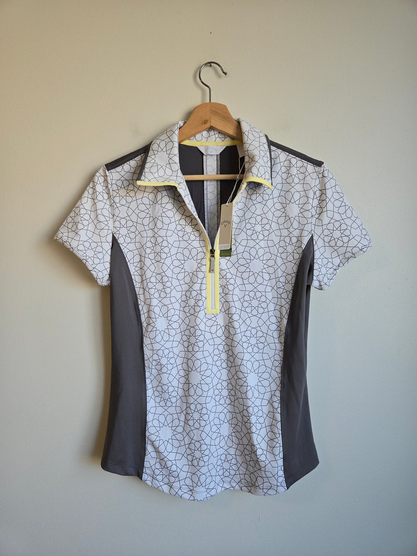NWT Callaway Golf Shirt - Size Medium