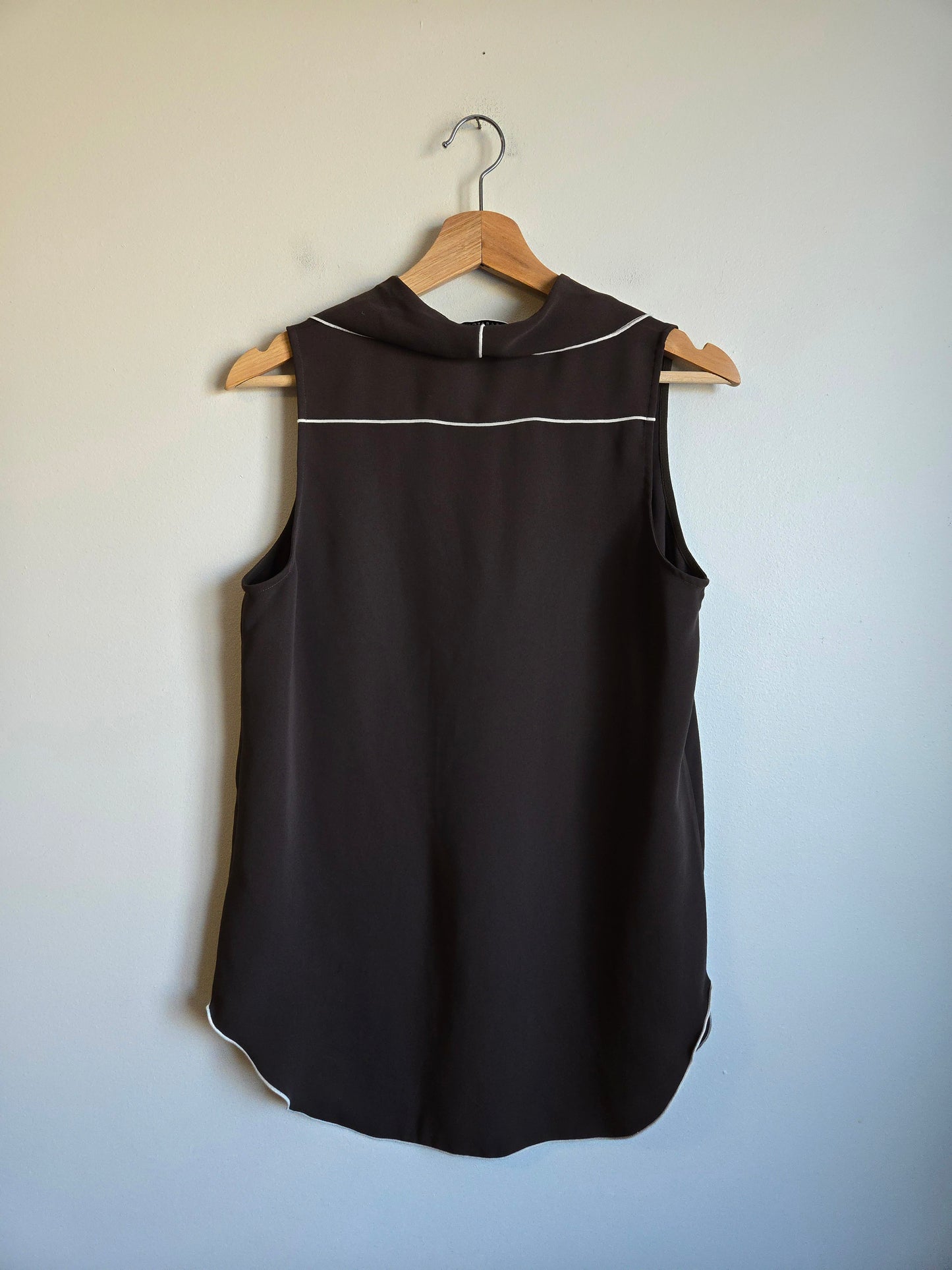 Babaton Sleeveless Blouse - Size Small