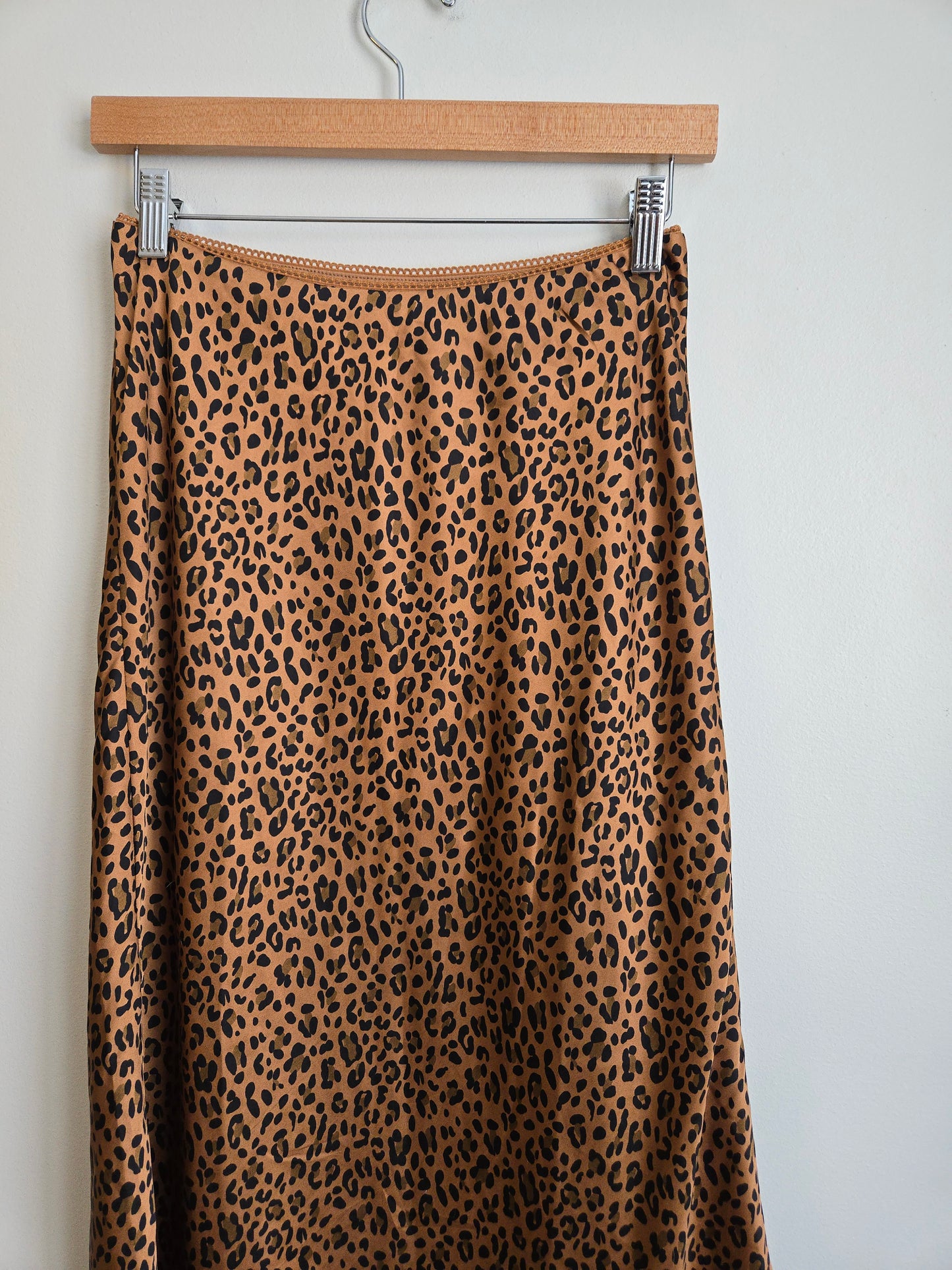 American Eagle Satin Cheetah Skirt - Size Small