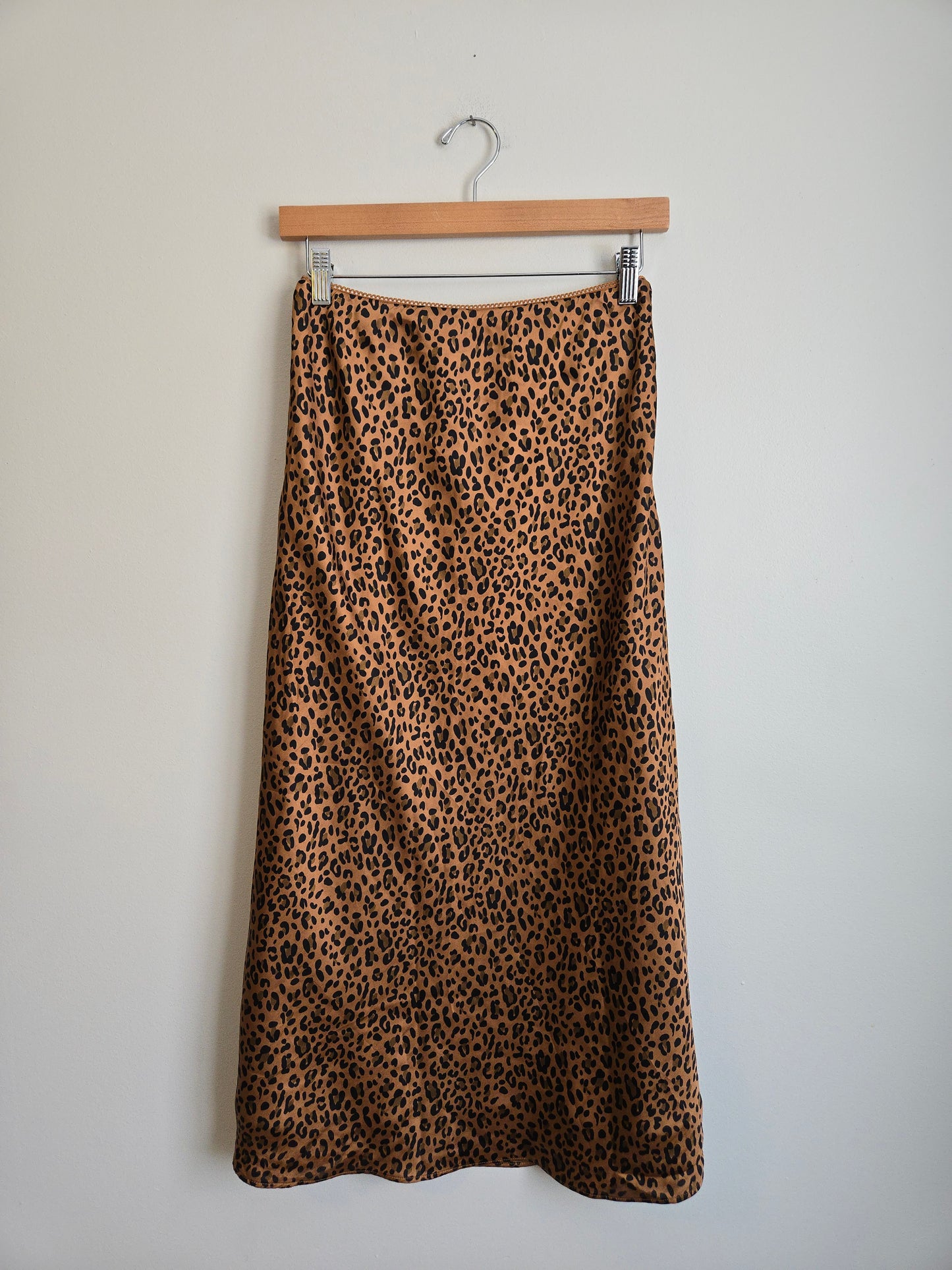American Eagle Satin Cheetah Skirt - Size Small