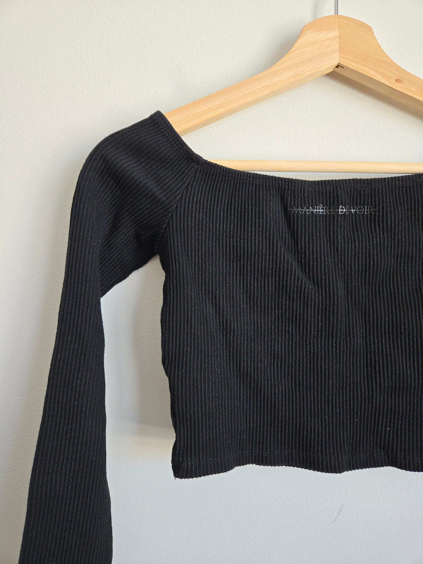 MANIÈRE DE VOIR Off-The-Shoulder Long Sleeve - Size 8