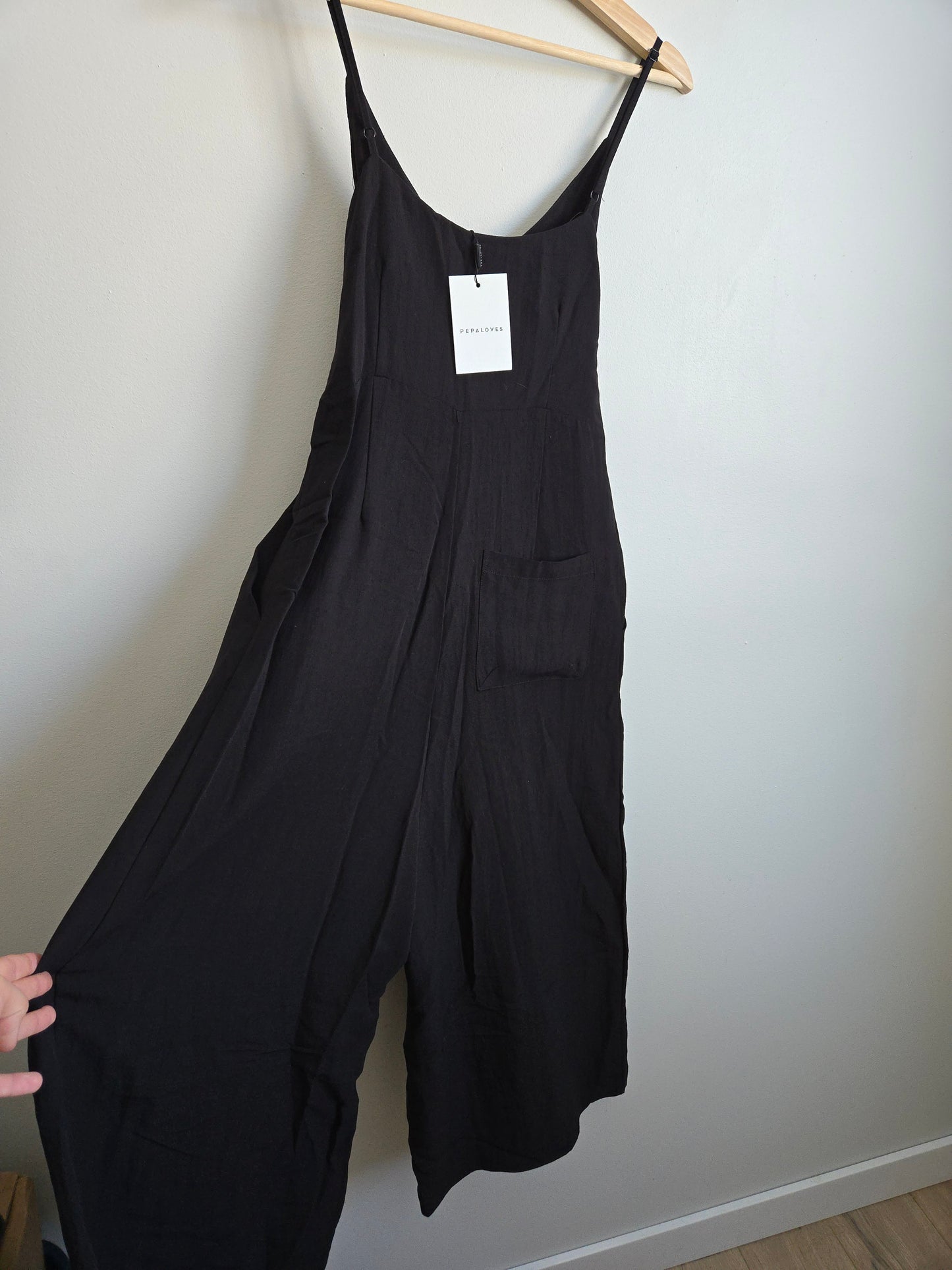 NWT PEPALOVES Jumpsuit - Size Small