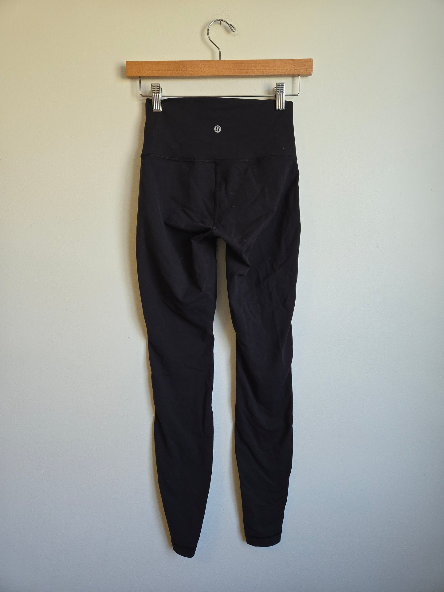 Lululemon Tech Mesh Tights - Size 4