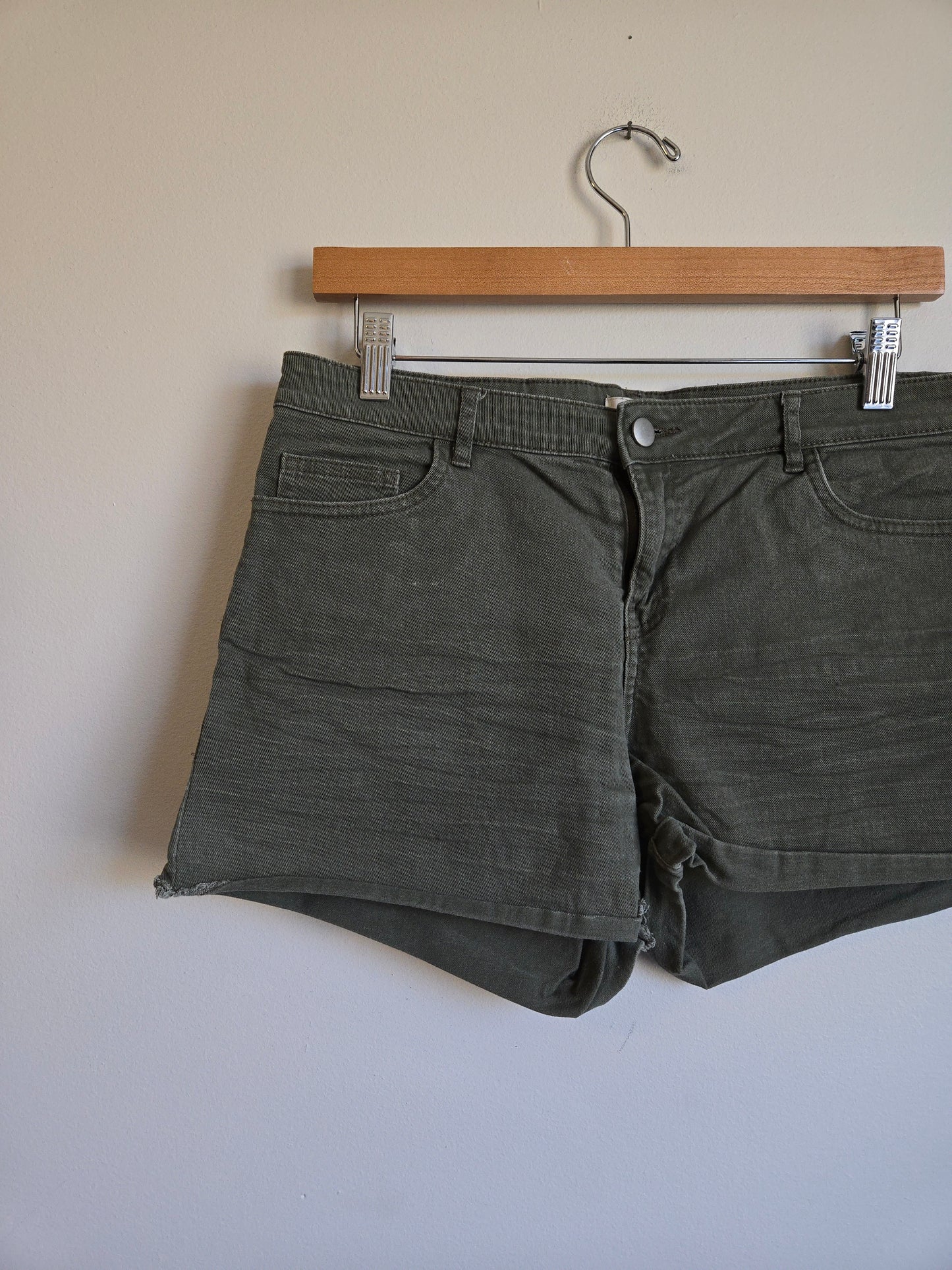 H&M Olive Denim Shorts - Size 8