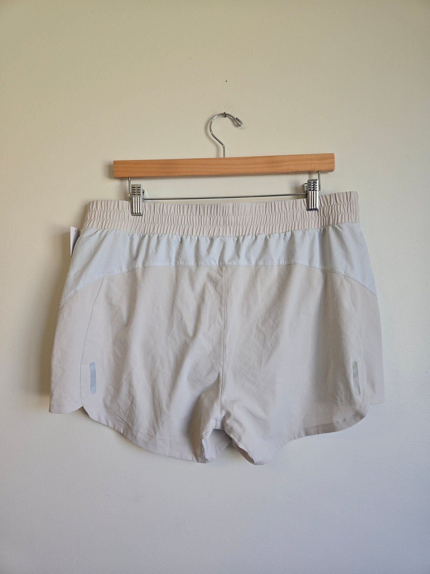 MEC Shorts - Size XL
