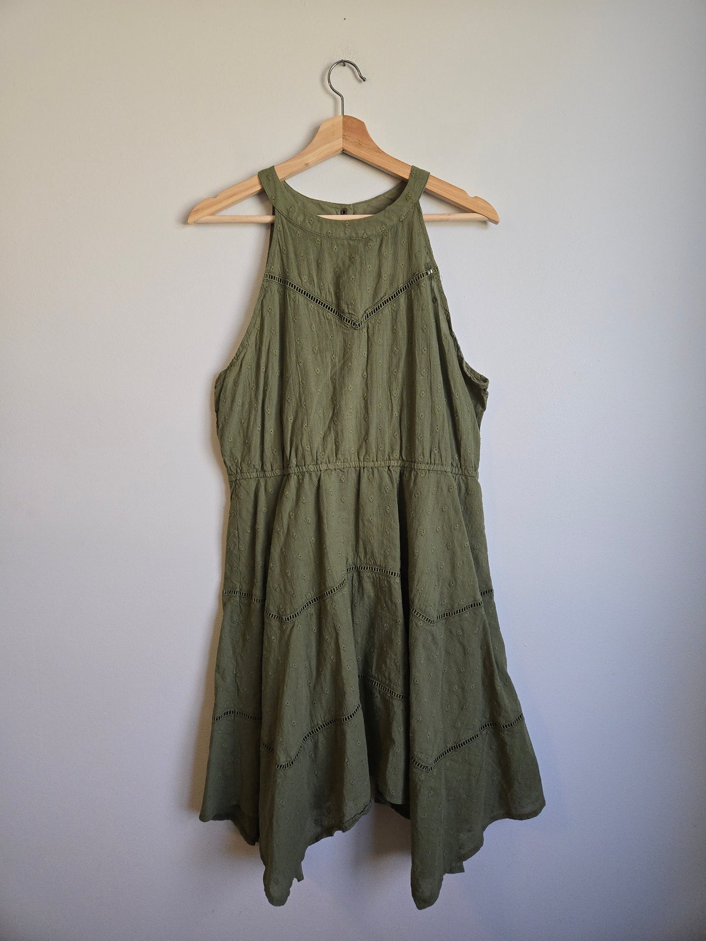 Wrangler Dress - Size Large