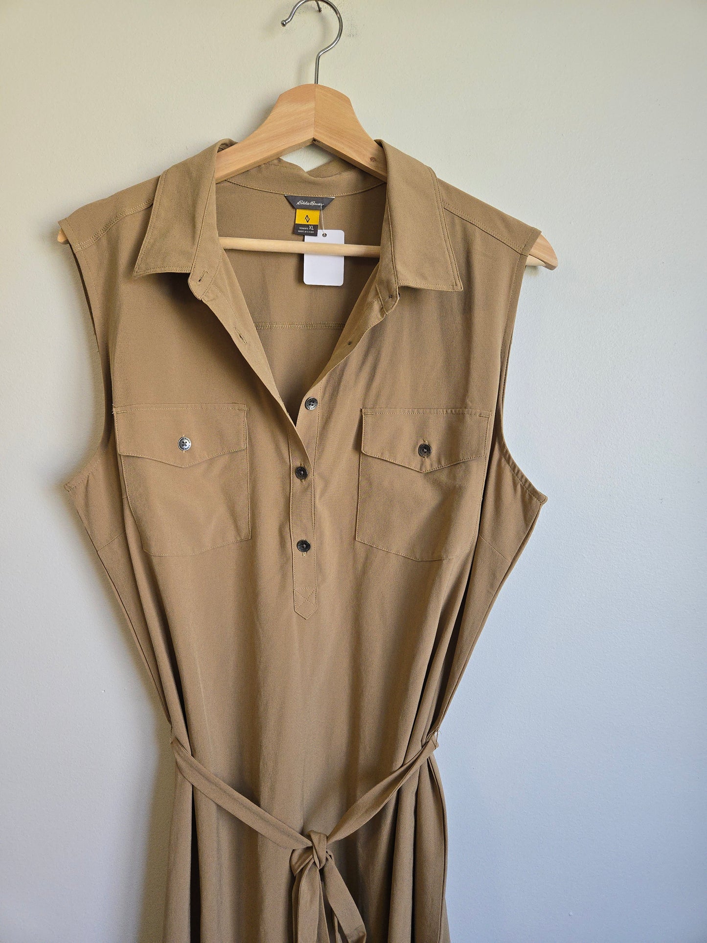 Eddie Bauer Athletic Dress - Size XL