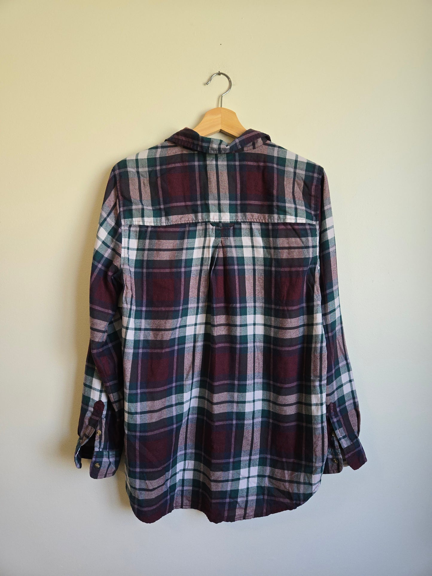 American Eagle Soft Plaid - Size Large