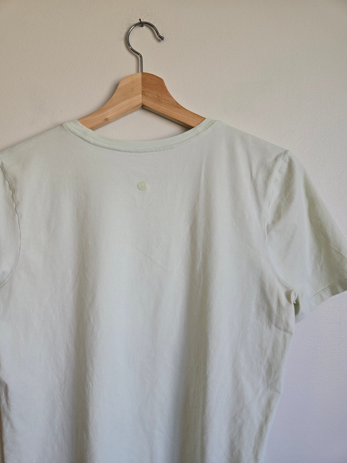 Lululemon Classic Stretch Cotton Tee - Size 4