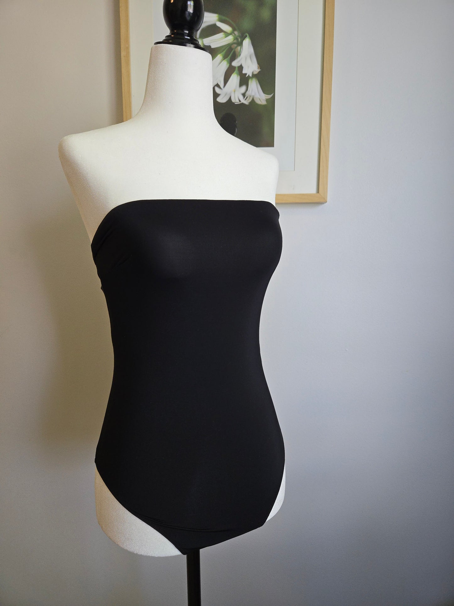 Babaton Strapless Bodysuit - Size XS/S