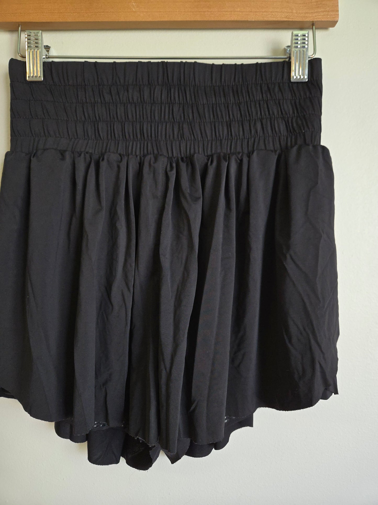 Athletic Flowy Shorts - Size Small