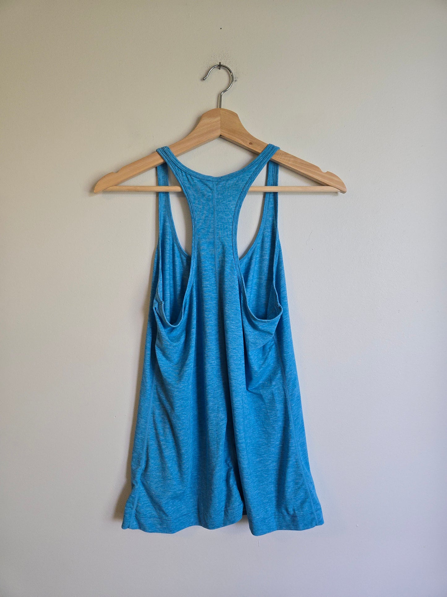 GapFit Tank - Size Medium