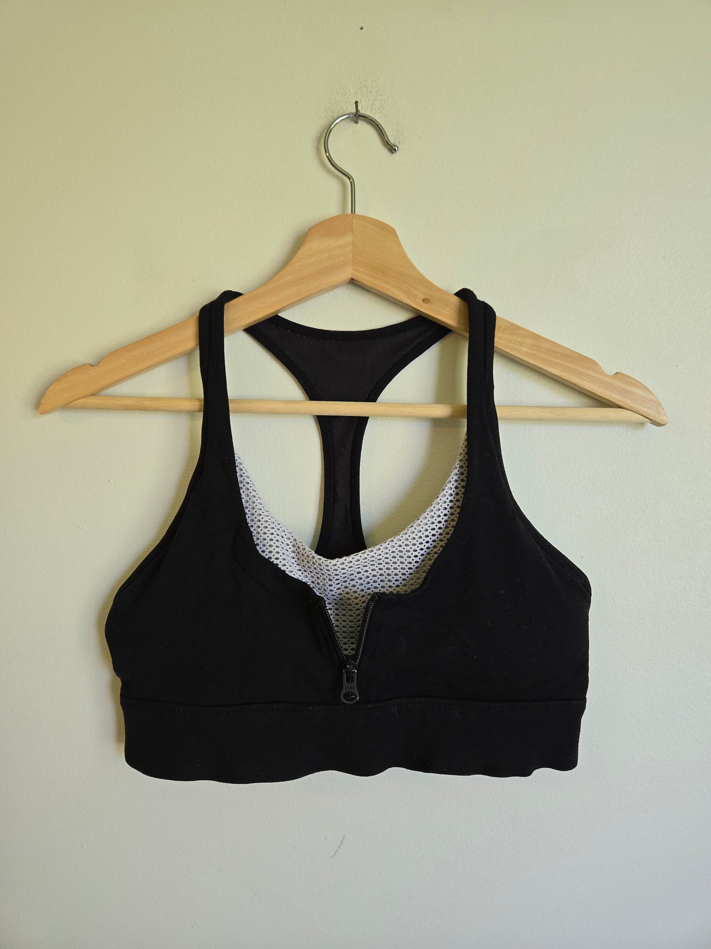Lorna Jane Black Front Zip Sports Bra - Size Medium