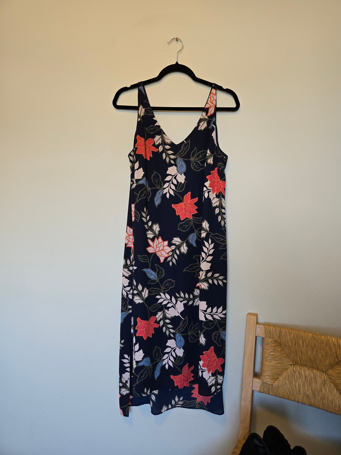 Reitmans Floral Dress - Size Large
