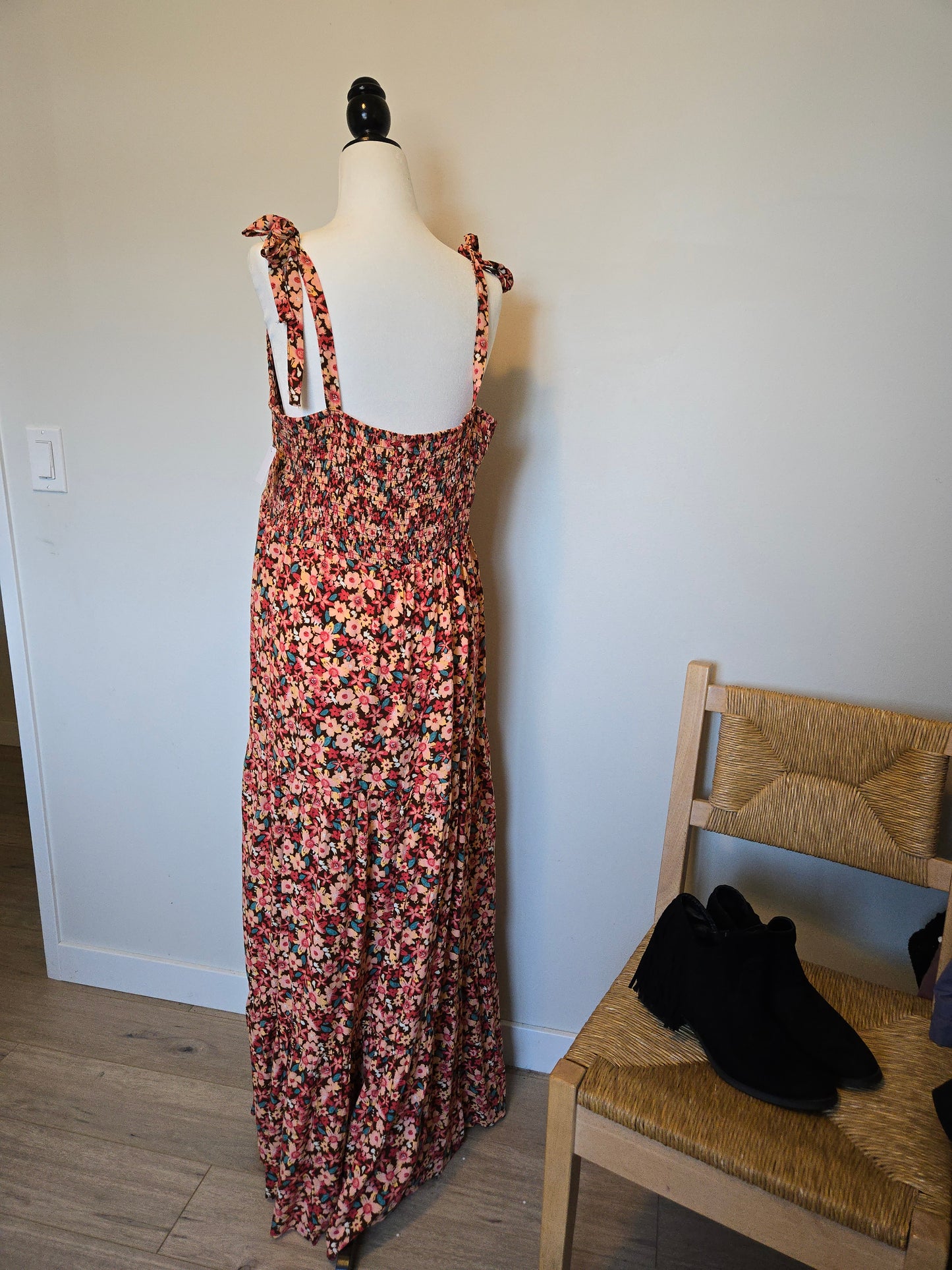 George Dress - Size XL