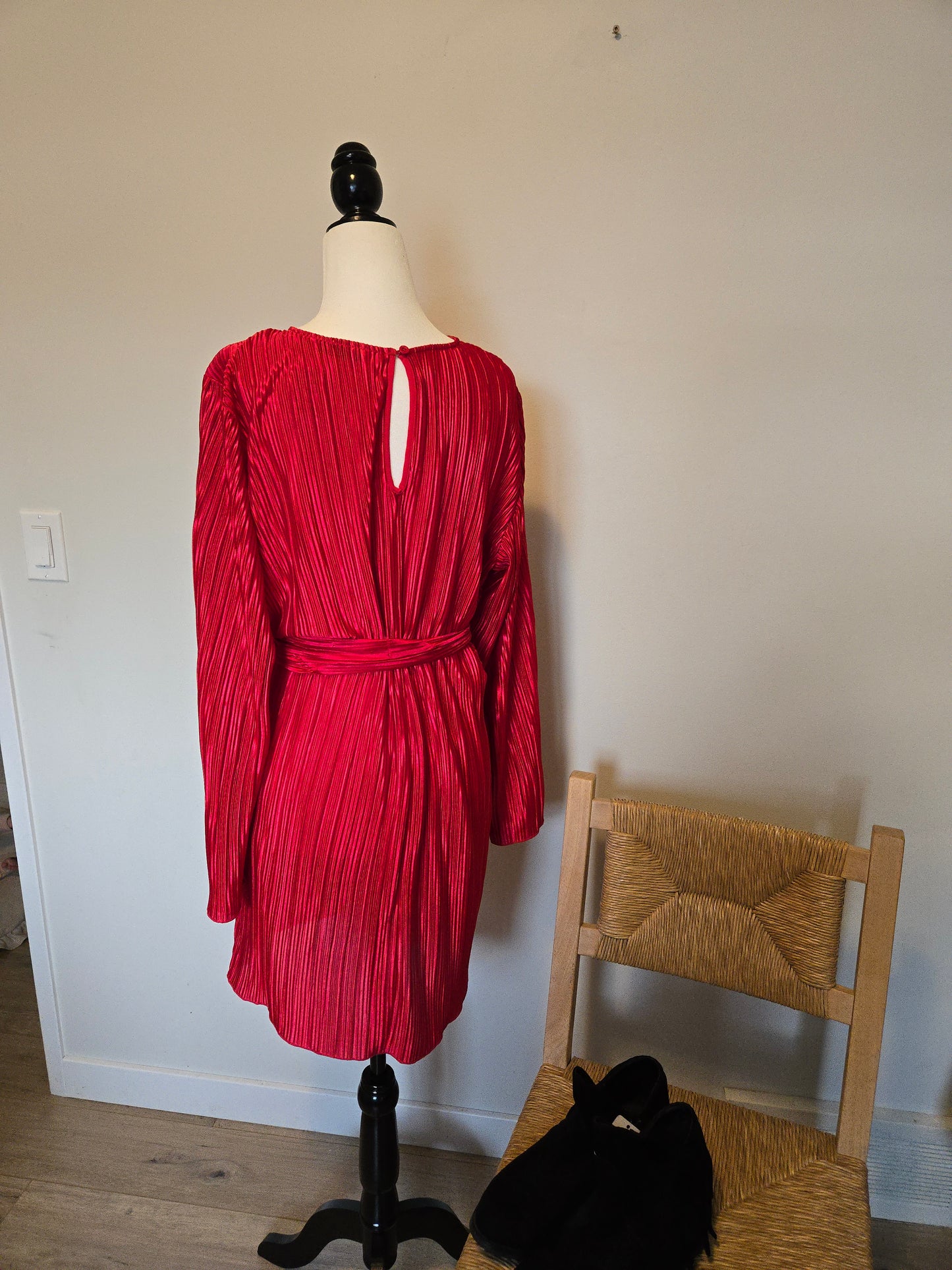 Smash & Tess Dress - Size XS (can fit size small)