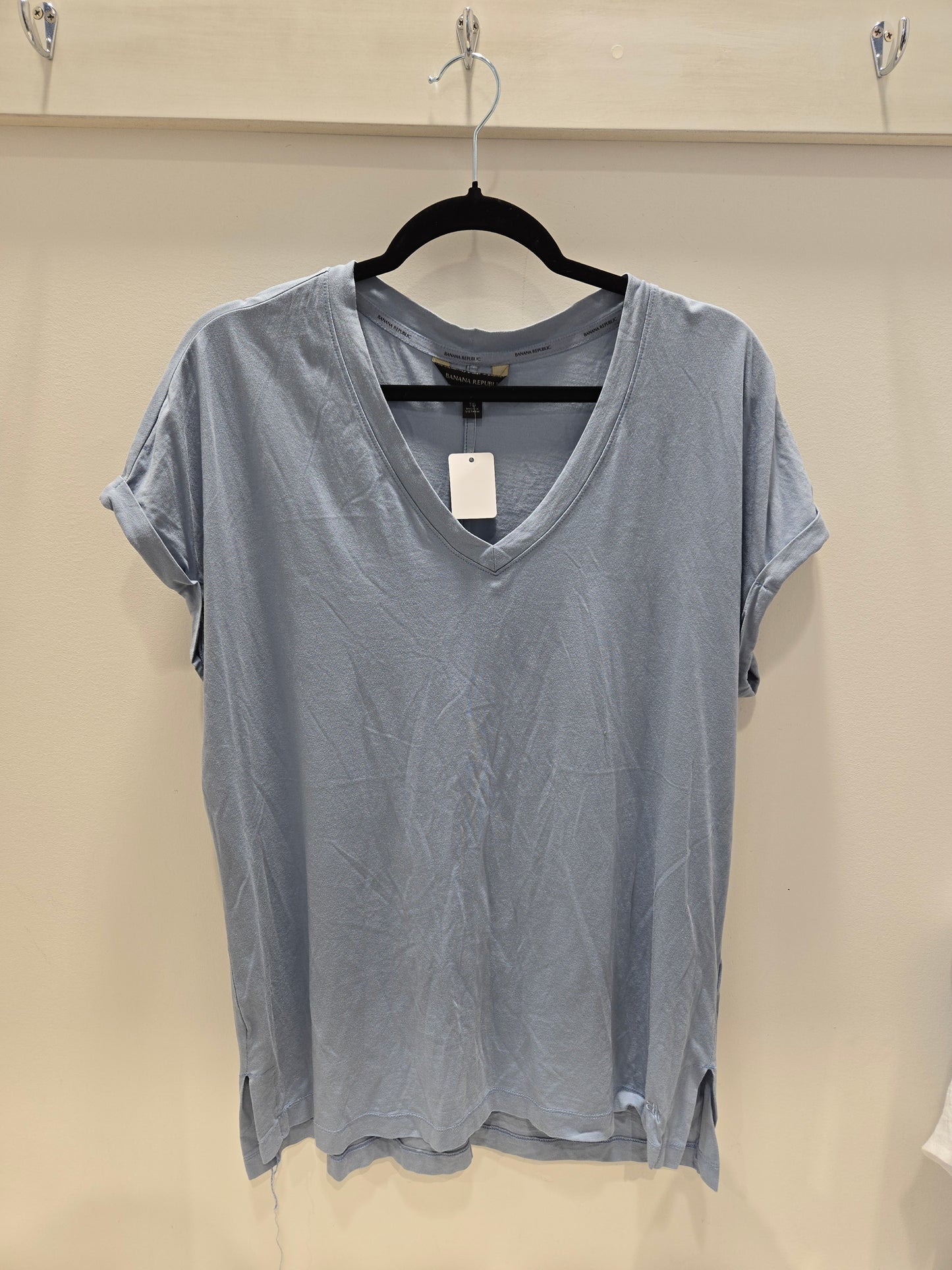 Banana Republic Tee - Size XL
