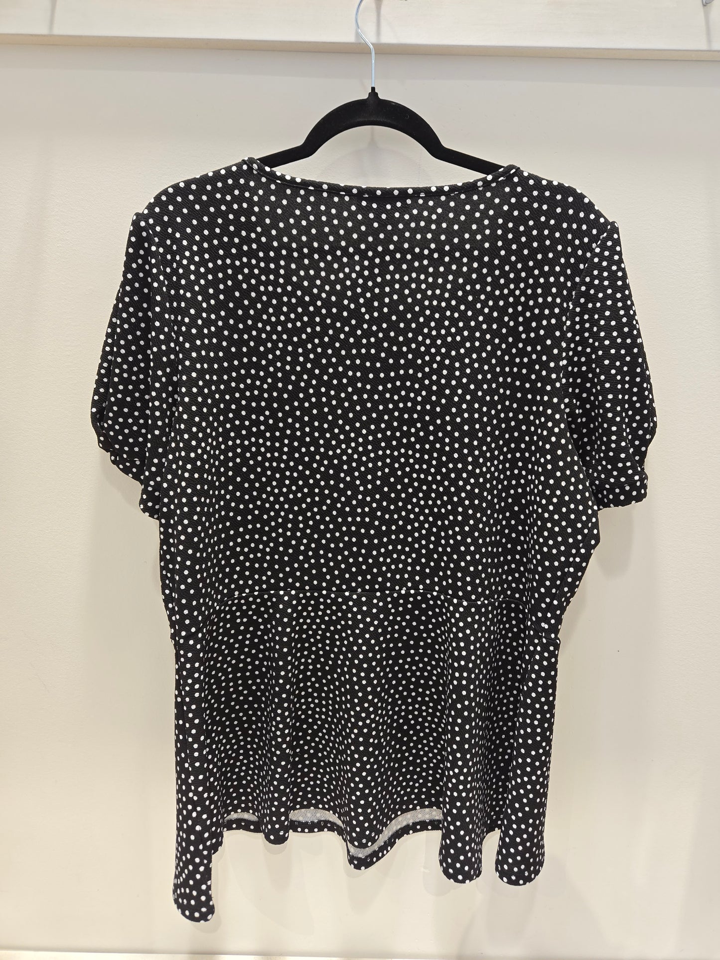 Lily Morgan Peplum Top - Size 1X