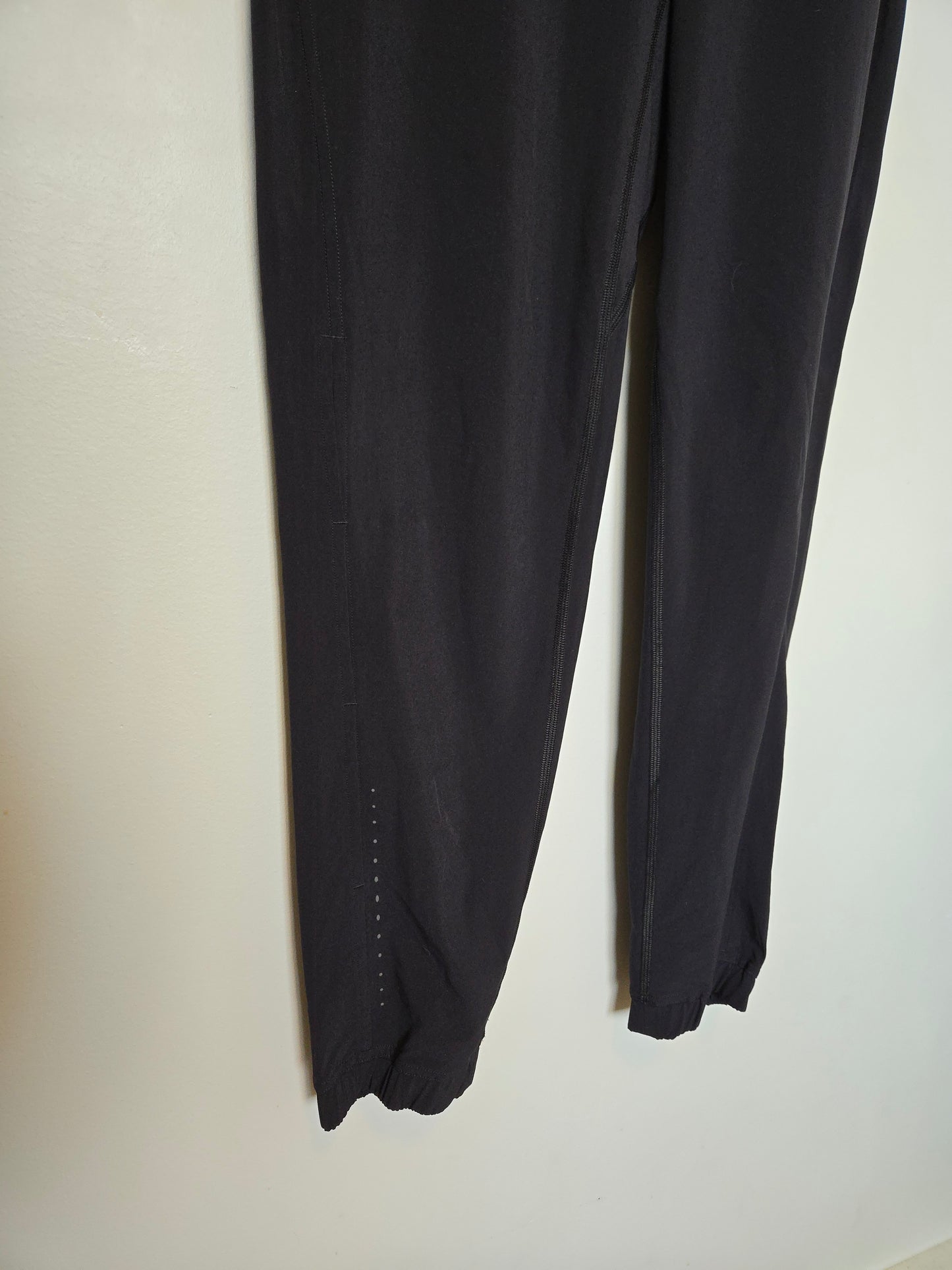 Lululemon Adapted State Joggers *Airflow - Size 4
