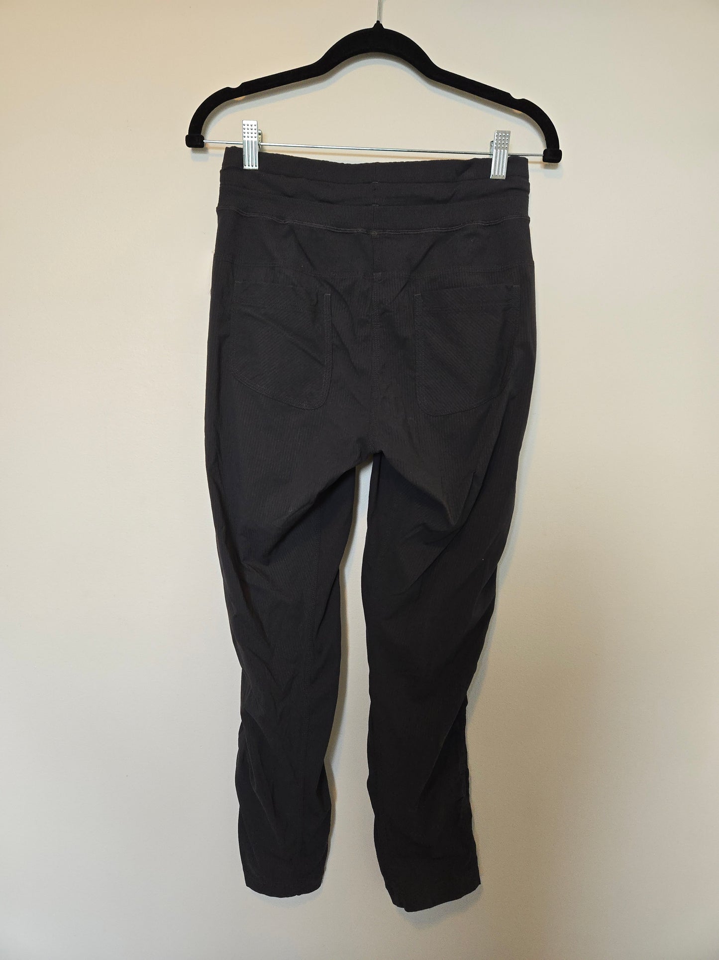Lululemon Street To Studio - Size 4