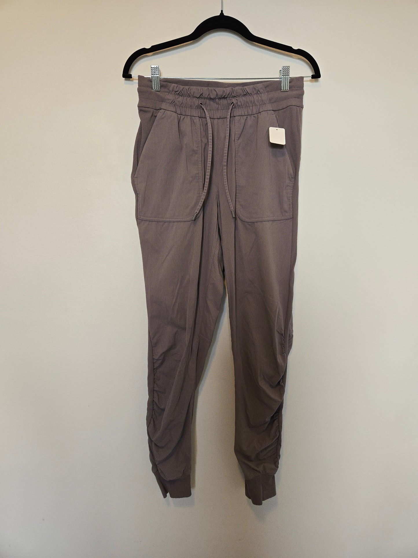 Lululemon Studio Jogger - Size 6