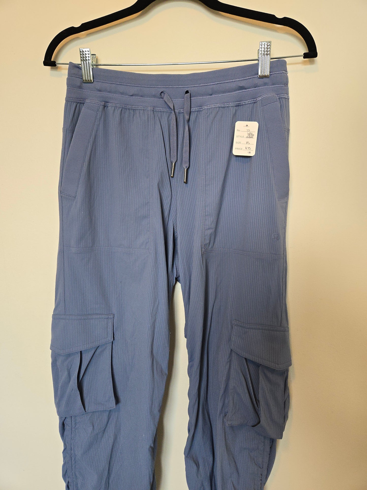 Lululemon Cargo Studio Pants - Size XS