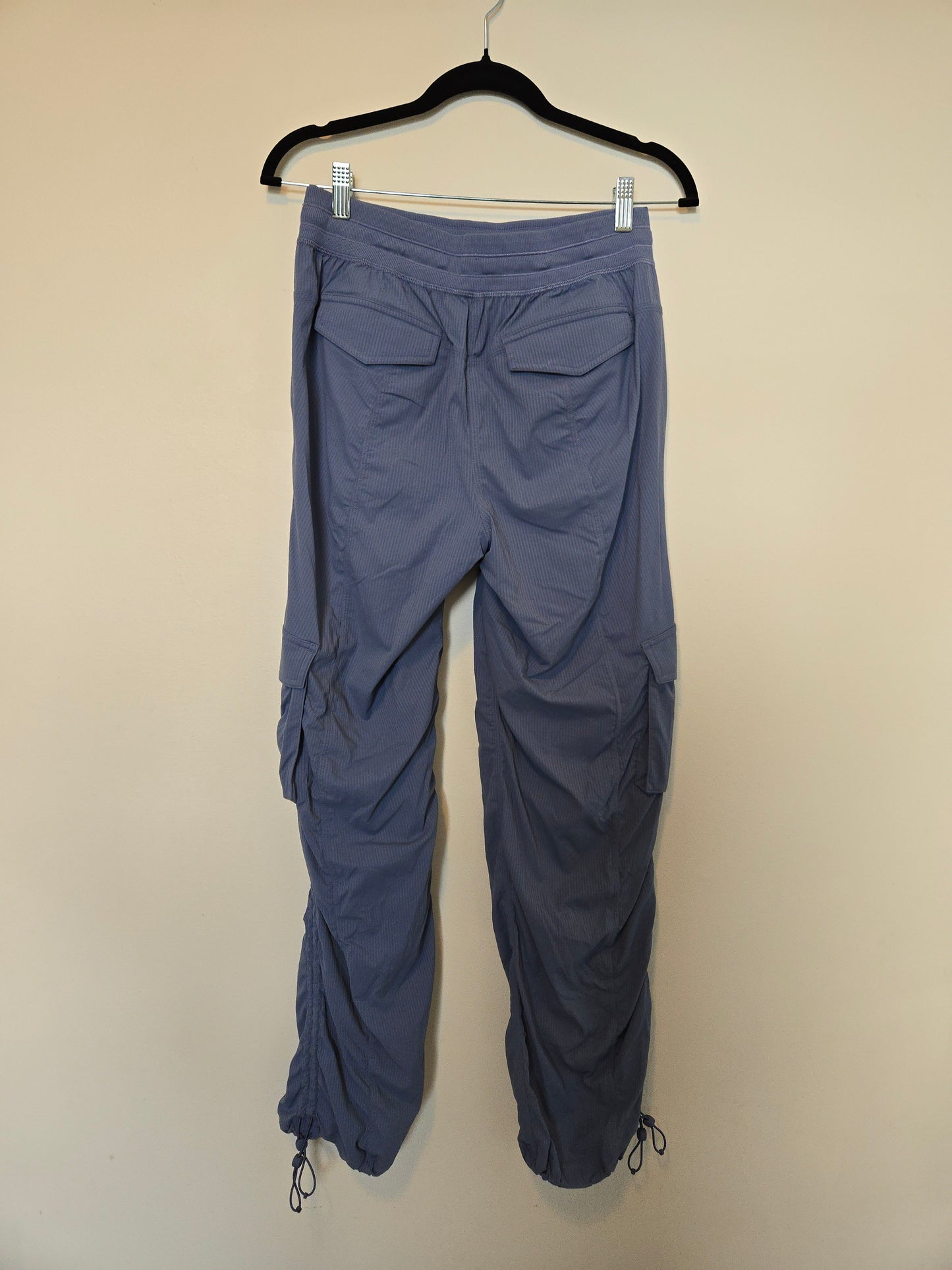 Lululemon Cargo Studio Pants - Size XS