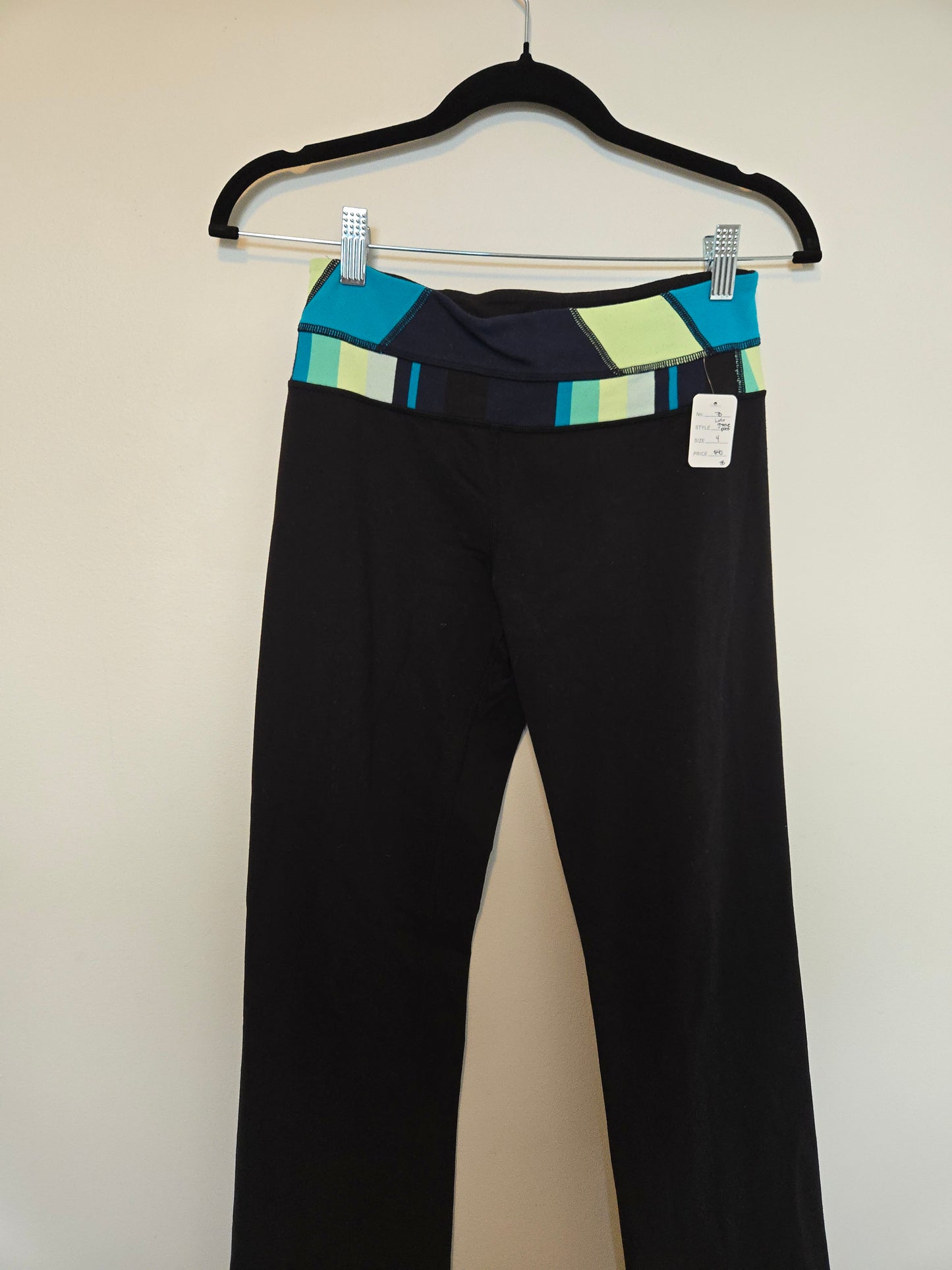 Lululemon Groove Pant - Size 4