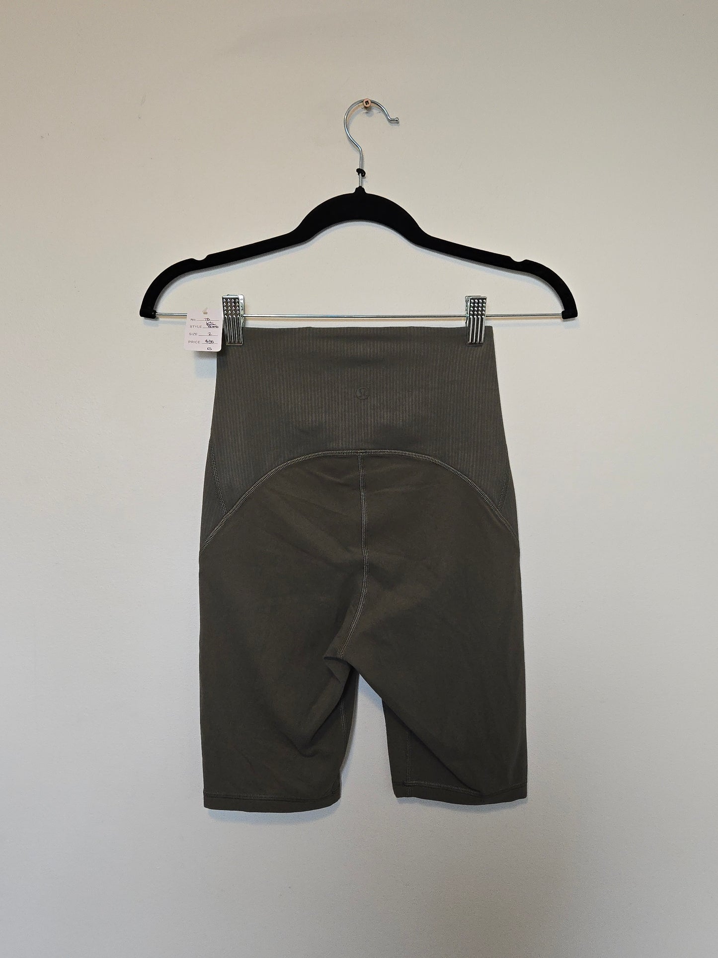 Lululemon Blissful Bend Super High-Rise Short 8" - Size 2