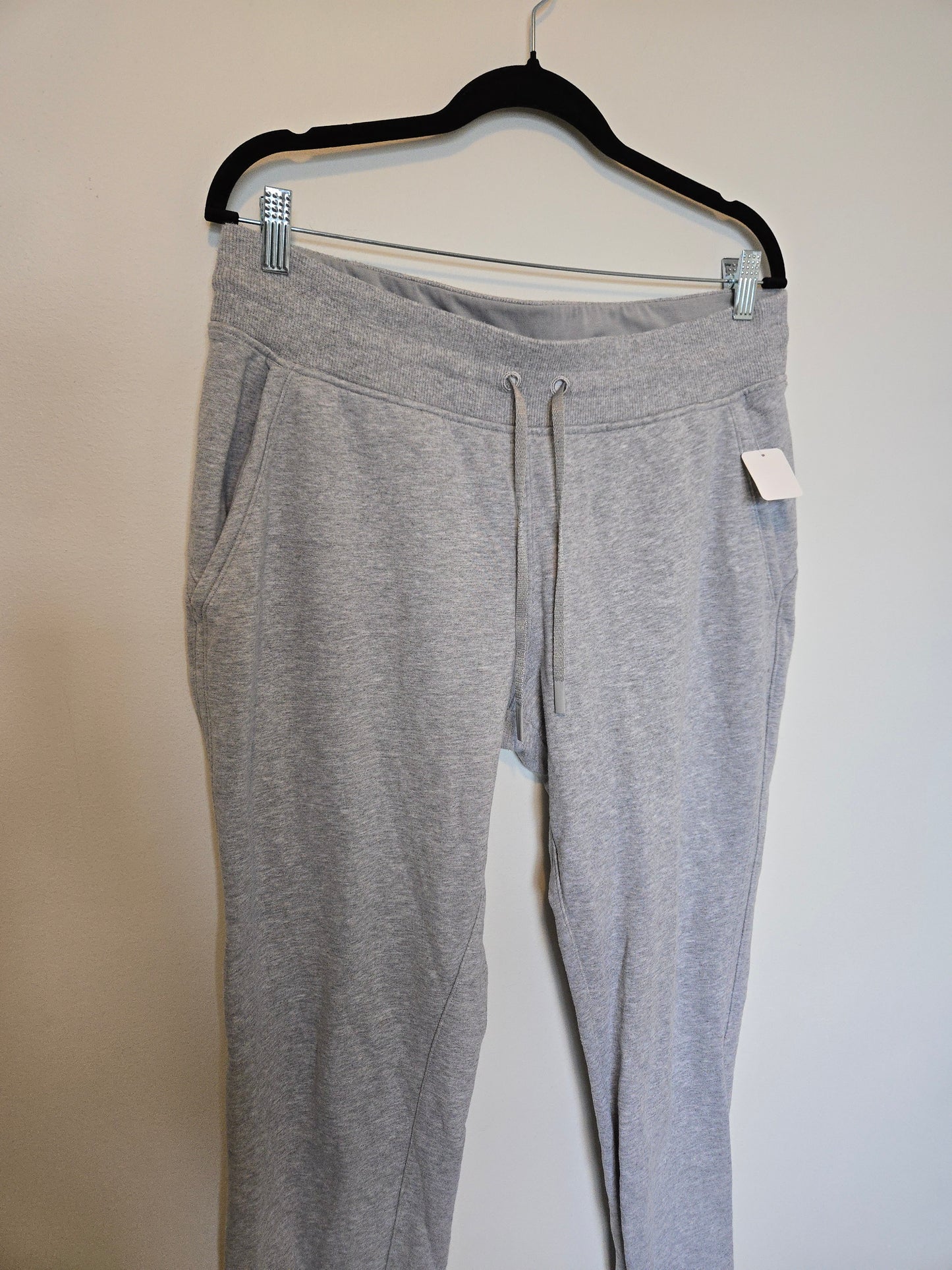 Lululemon Scuba Joggers - Size 12