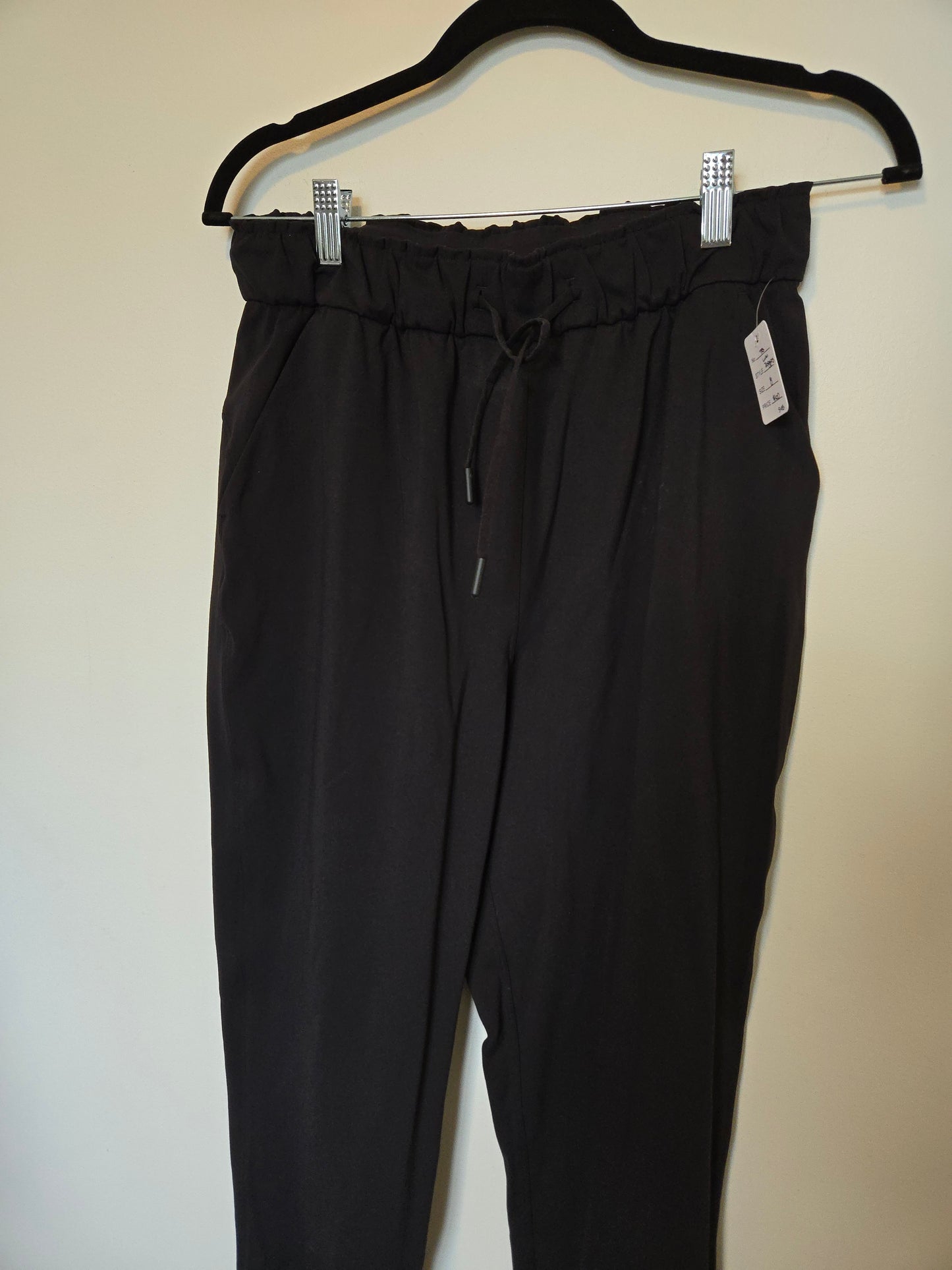 Lululemon On The Fly Joggers - Size 8
