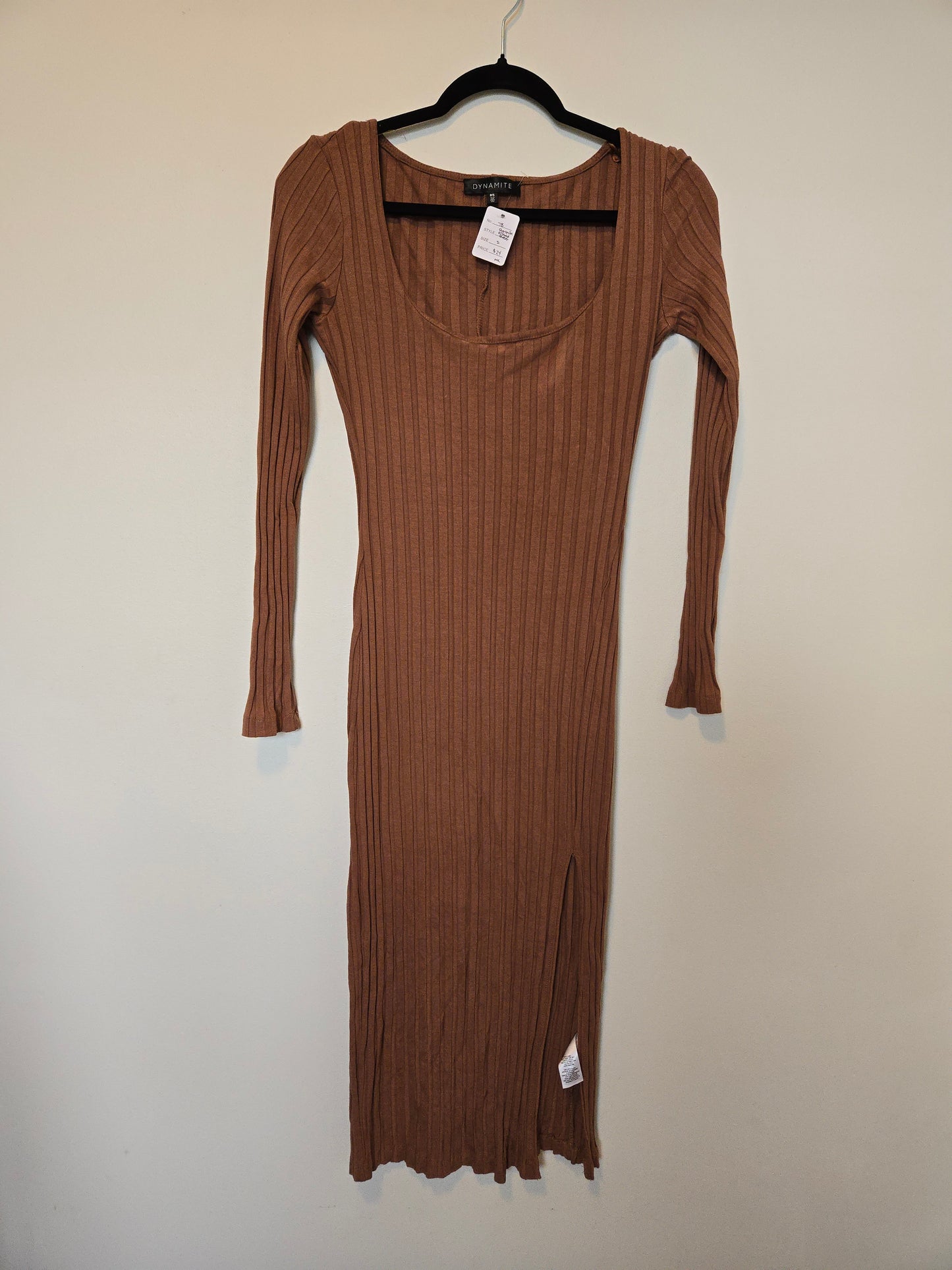 Dynamite Dress - Size Small
