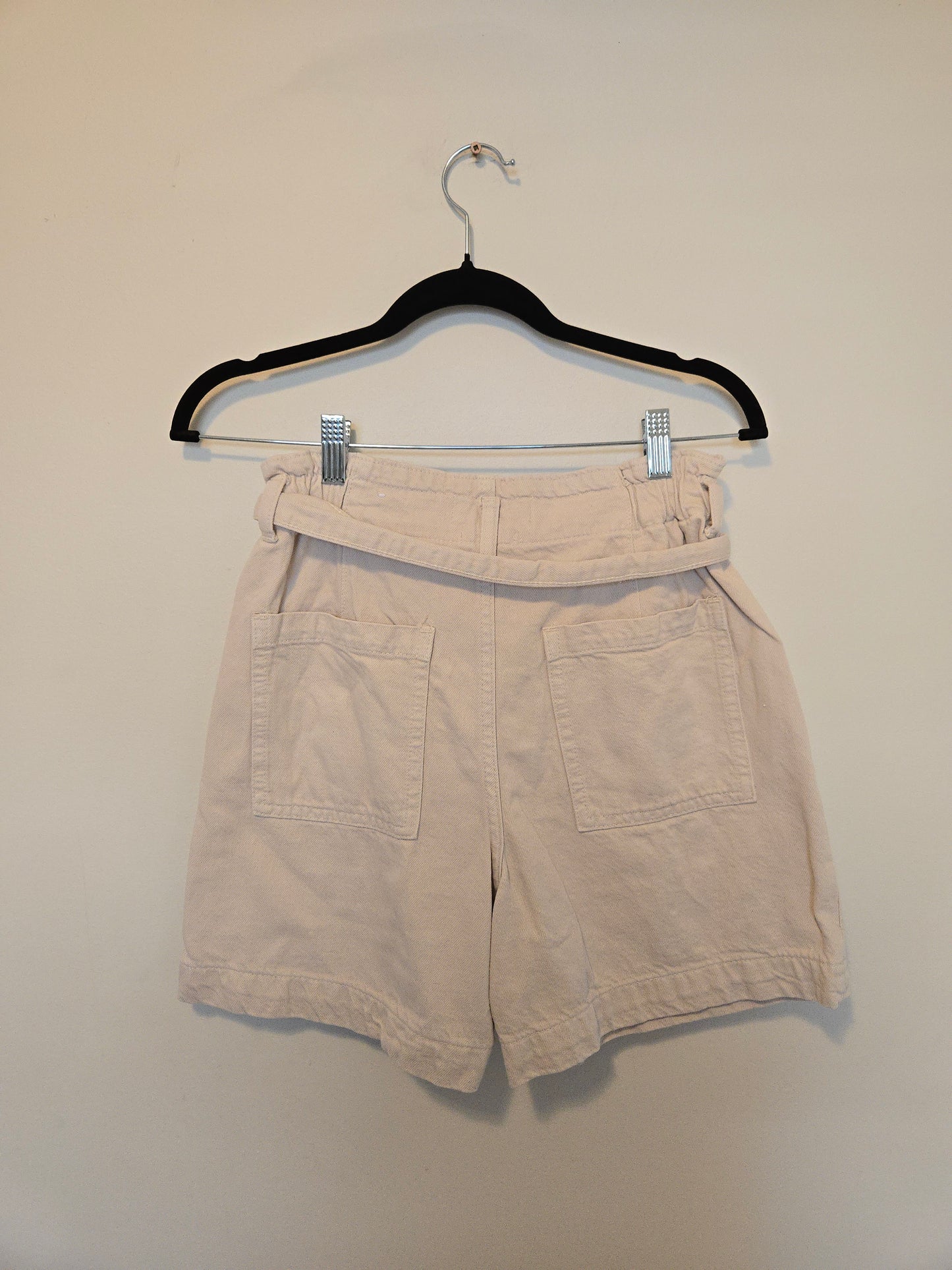MNG Shorts - Size Small