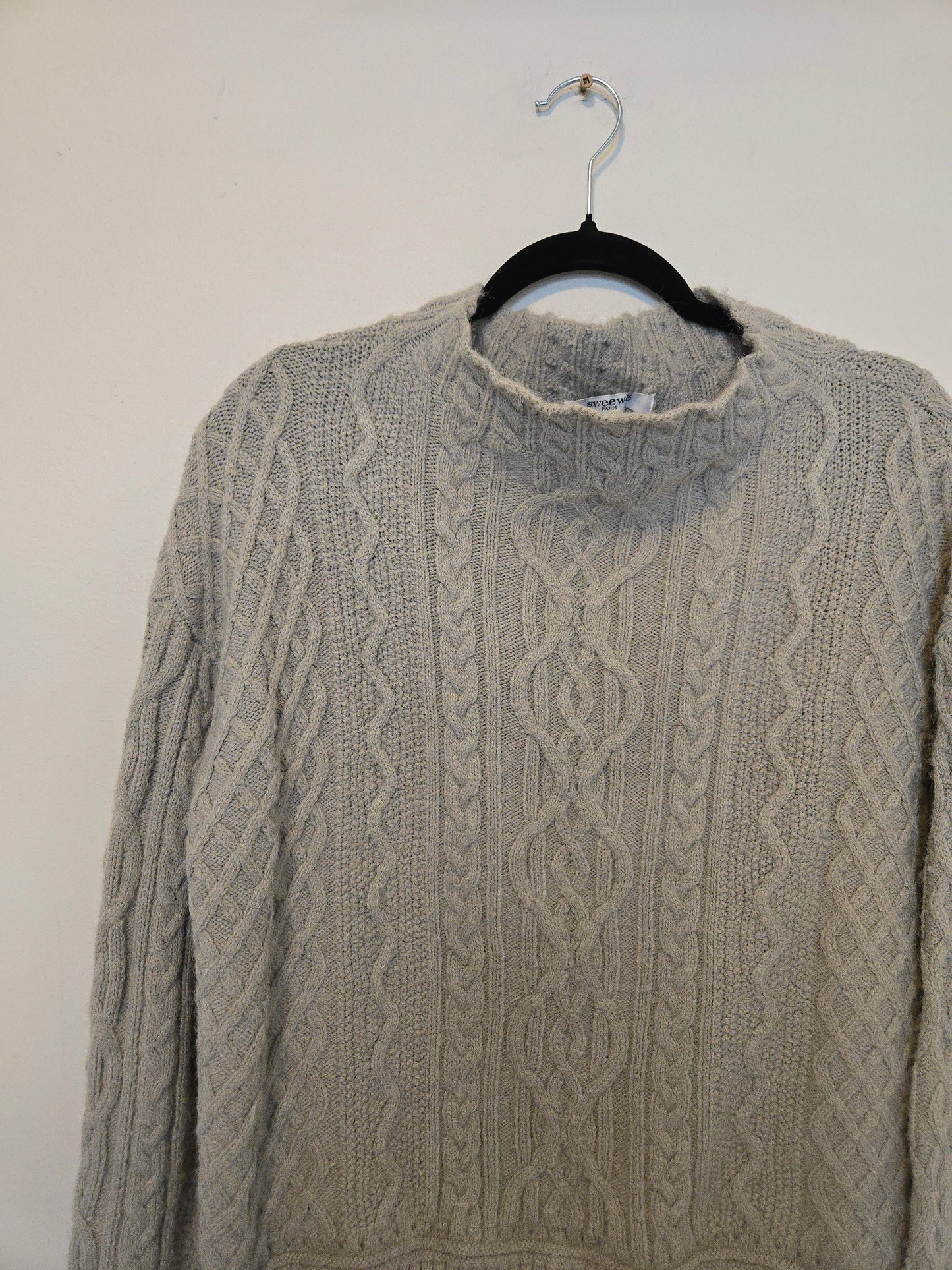 Sweewe Sweater - Size S/M