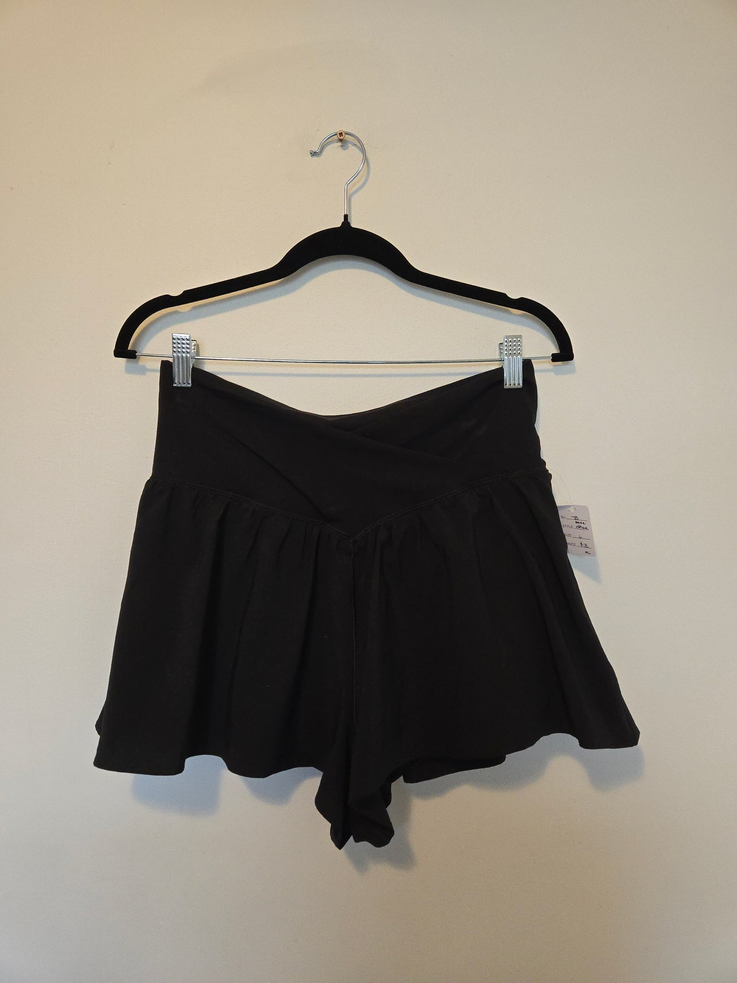 Aerie Offline Flowy Athletic Shorts - Size Large