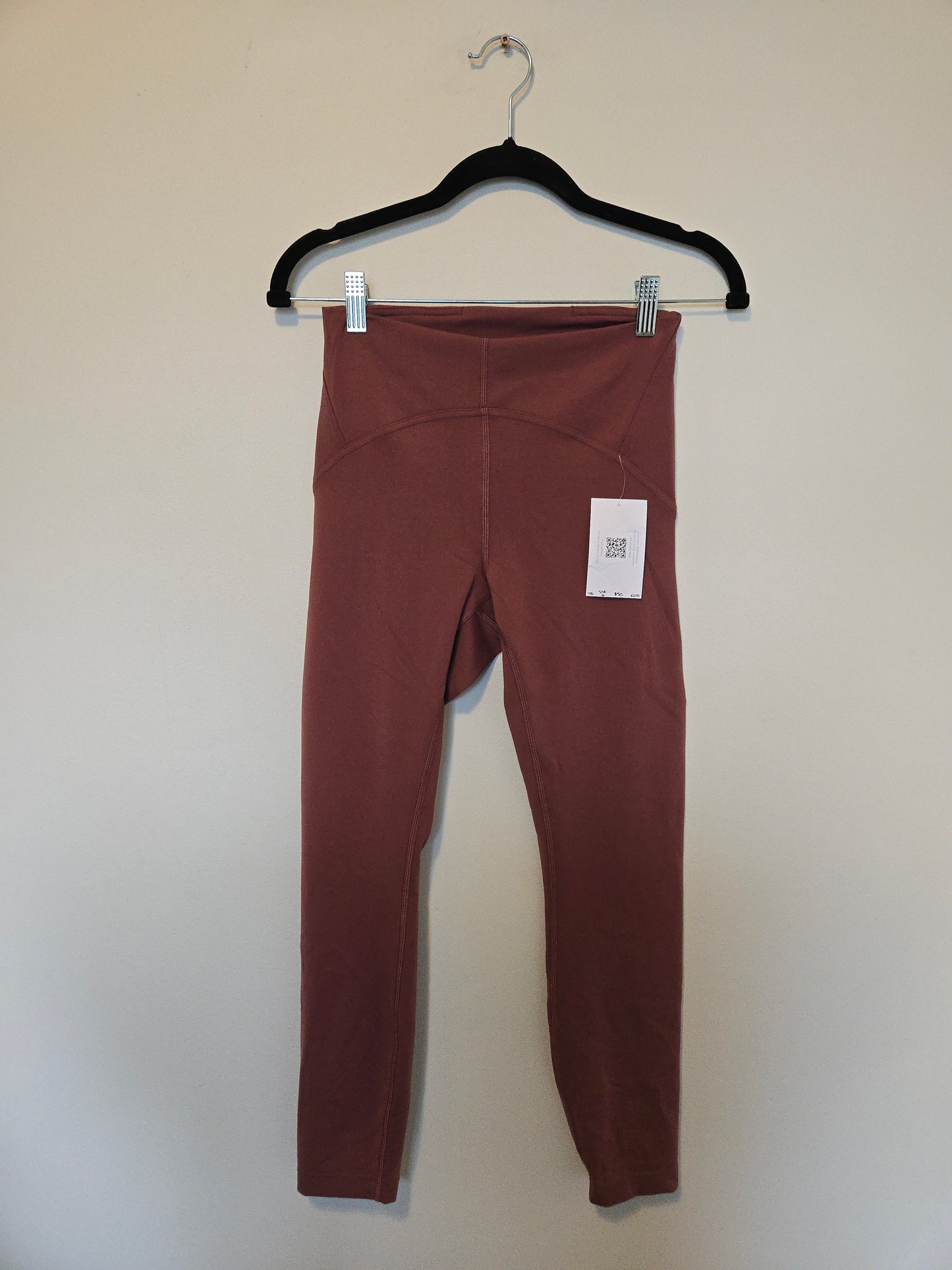 Lululemon Instill Tight - Size 6