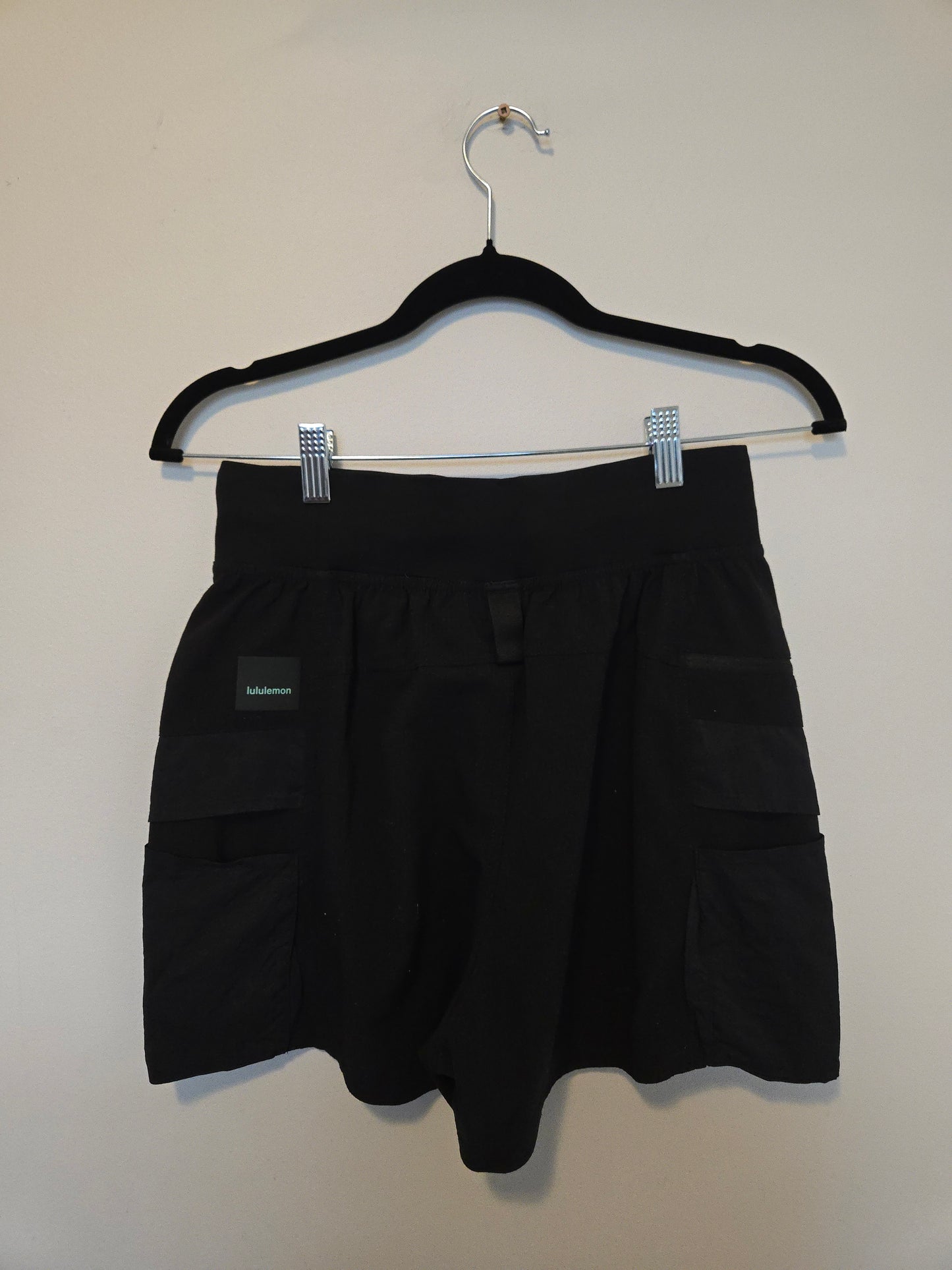 Lululemon Hiking Shorts - Size 6