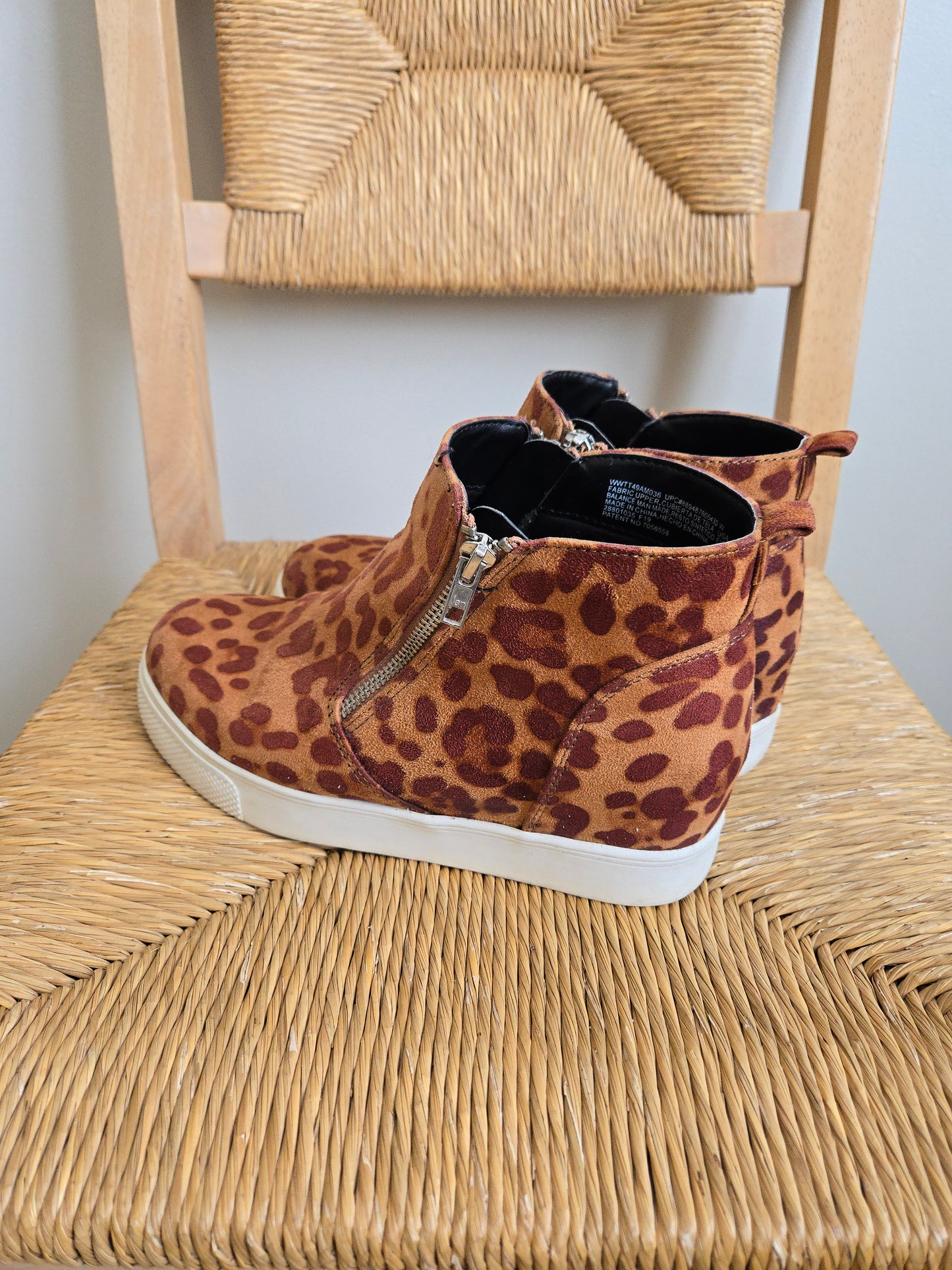 Time and Tru - Cheetah Booties - Size 8