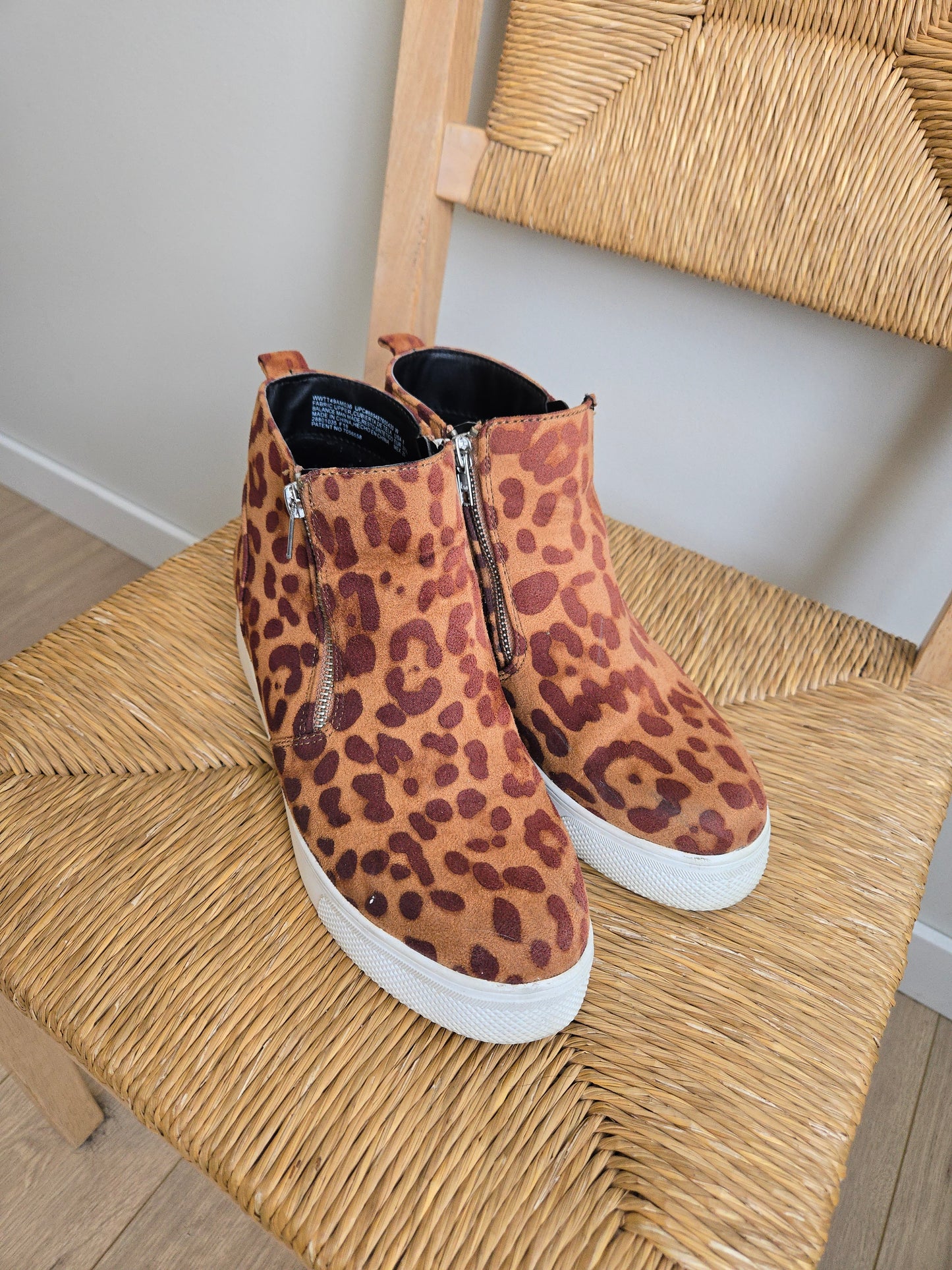 Time and Tru - Cheetah Booties - Size 8