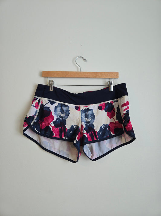 Lululemon Speed Shorts - Size 10