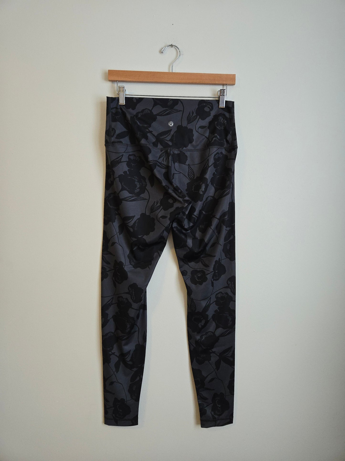 Lululemon Wunder Under Pant *Luxtreme - Size 10